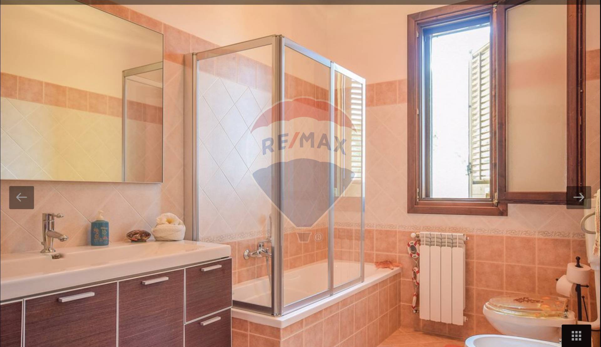 Villa ALTAVILLA MILICIA vendita    RE/MAX Master Home