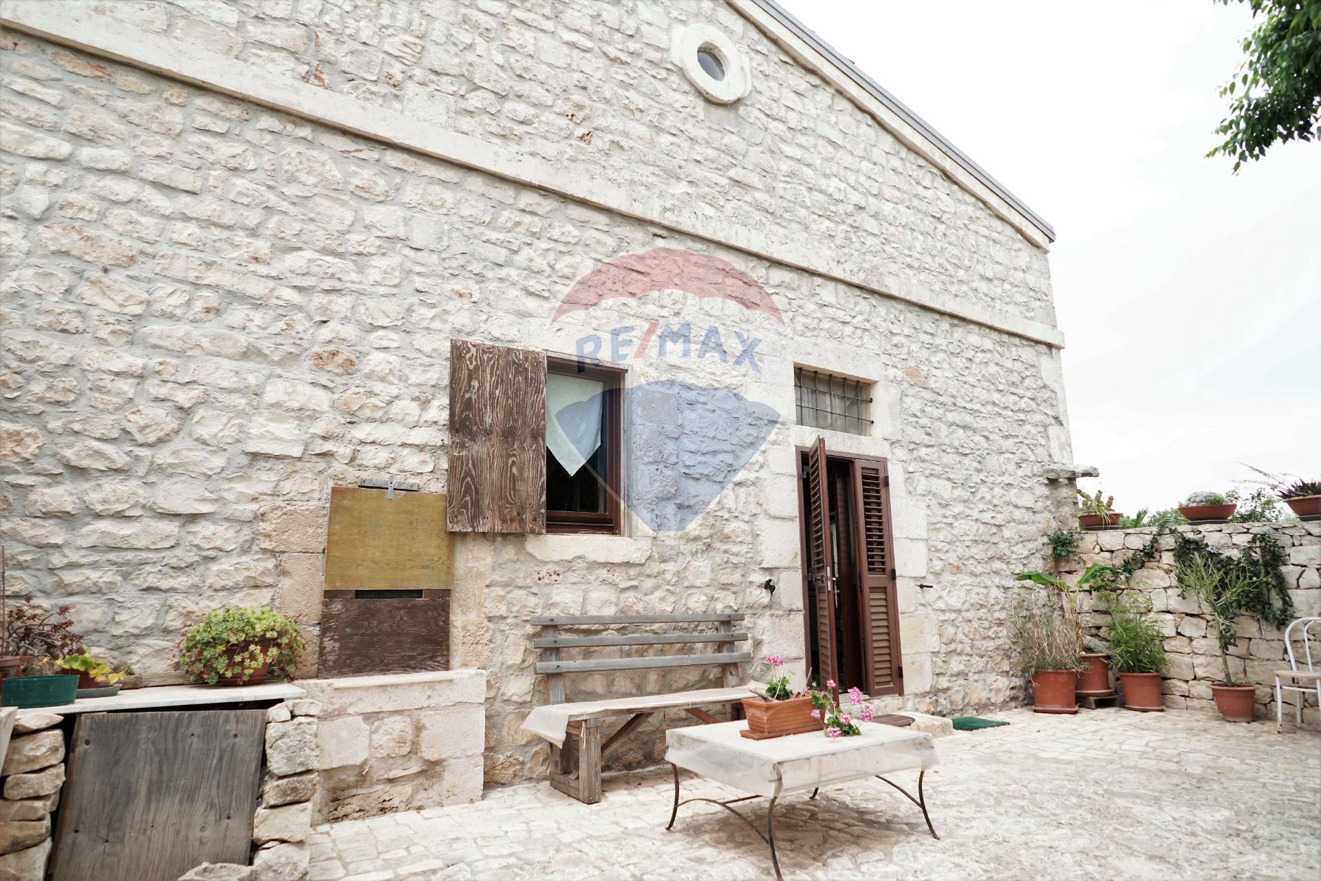 Villa Unifamiliare - Indipendente MODICA vendita  Modica Sorda  RE/MAX Prima Classe