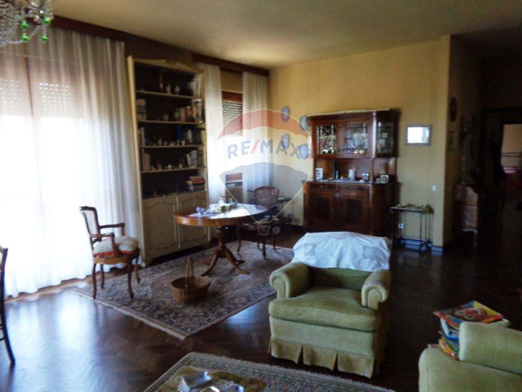 Appartamento ANCONA vendita  Q. Adriatico  RE/MAX Centro Casa