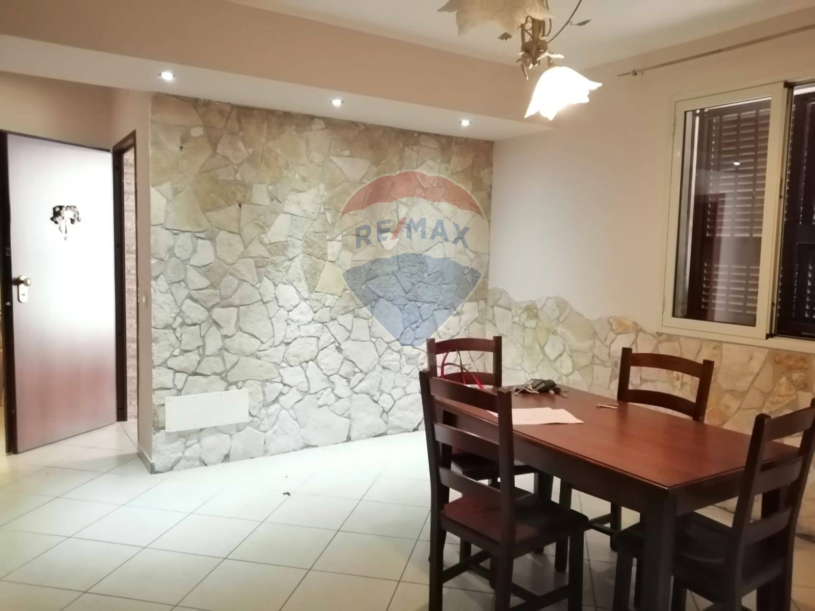 Appartamento MISTERBIANCO vendita    RE/MAX Domus Nova