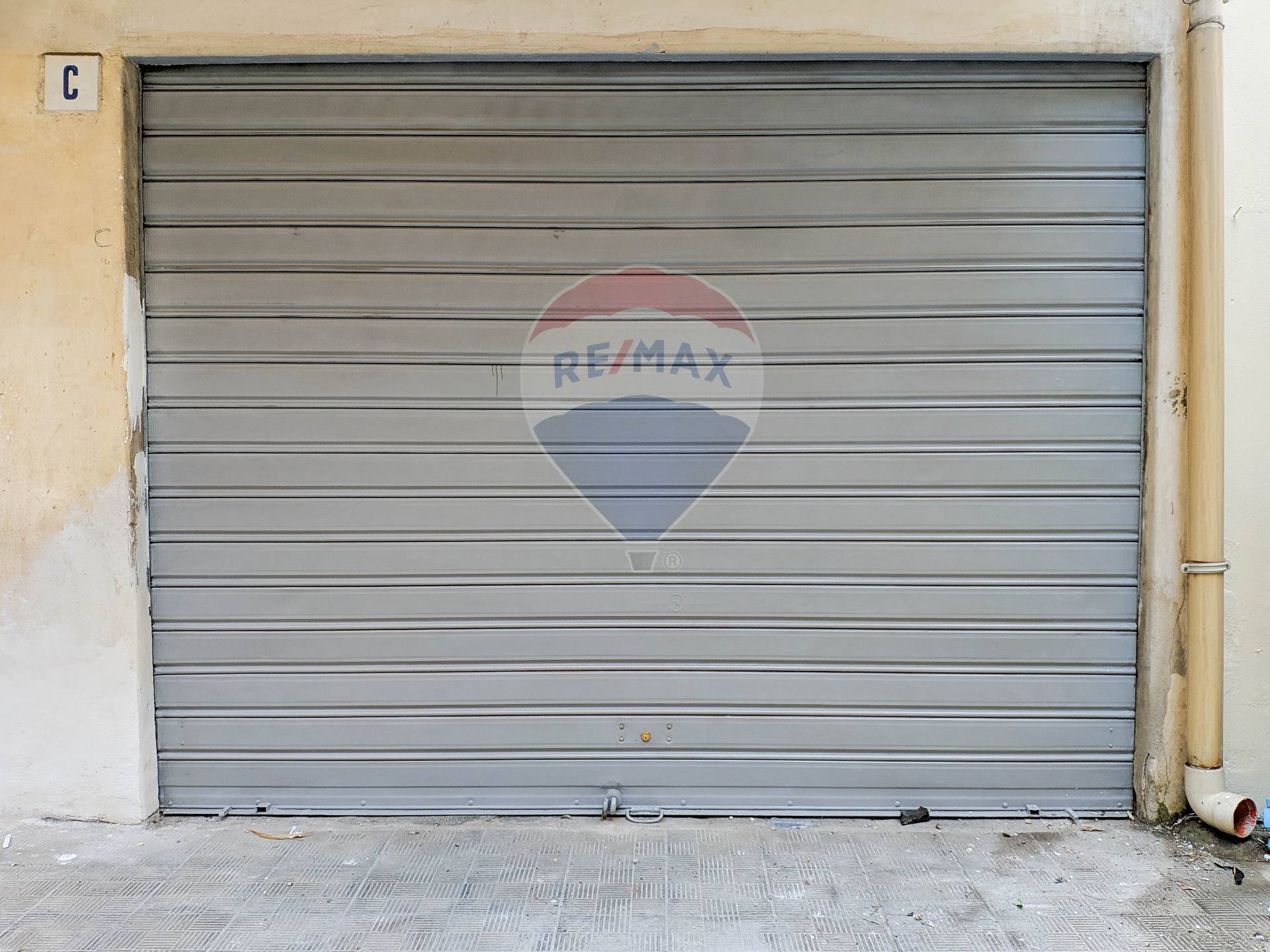 Box auto - Posto auto CATANIA affitto  Province  RE/MAX City Home