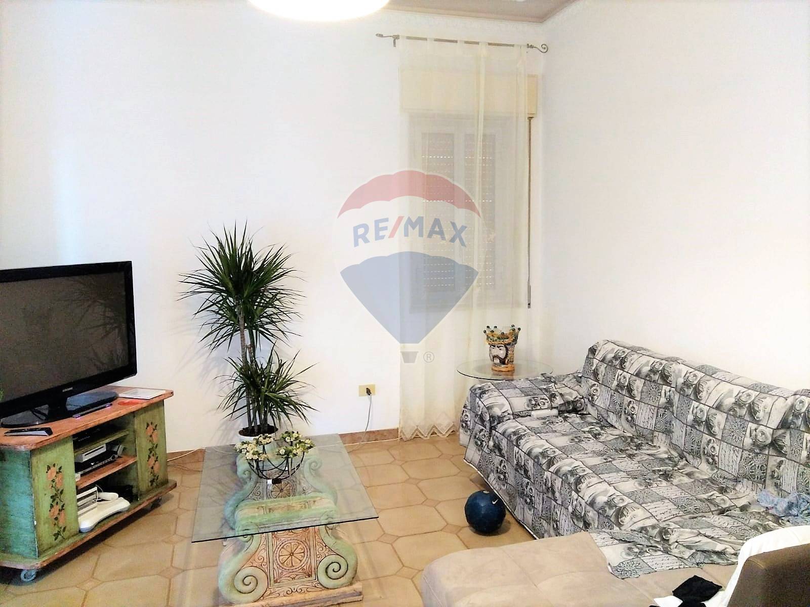 Appartamento GIARDINI-NAXOS vendita    RE/MAX Crea Casa