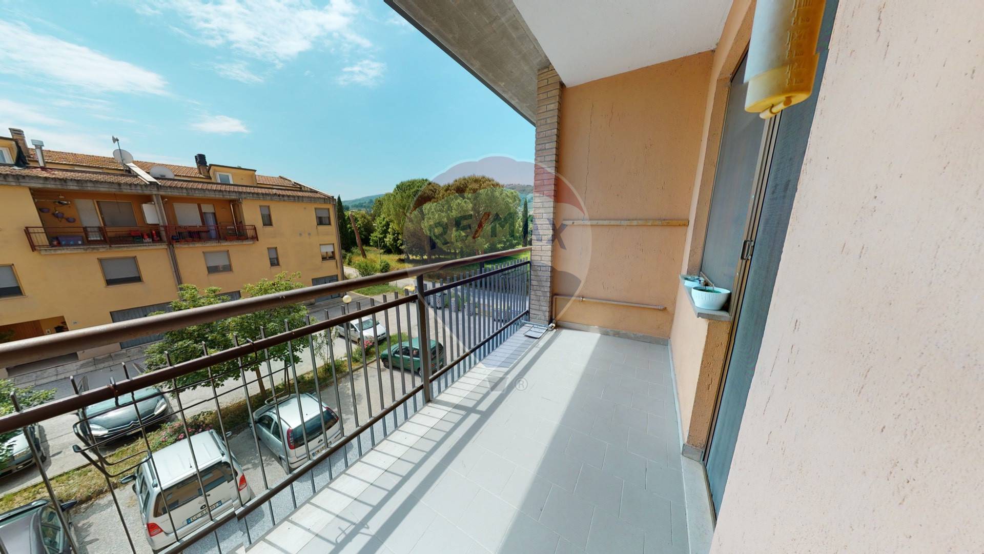 Appartamento BETTONA vendita  Passaggio  RE/MAX Famosa