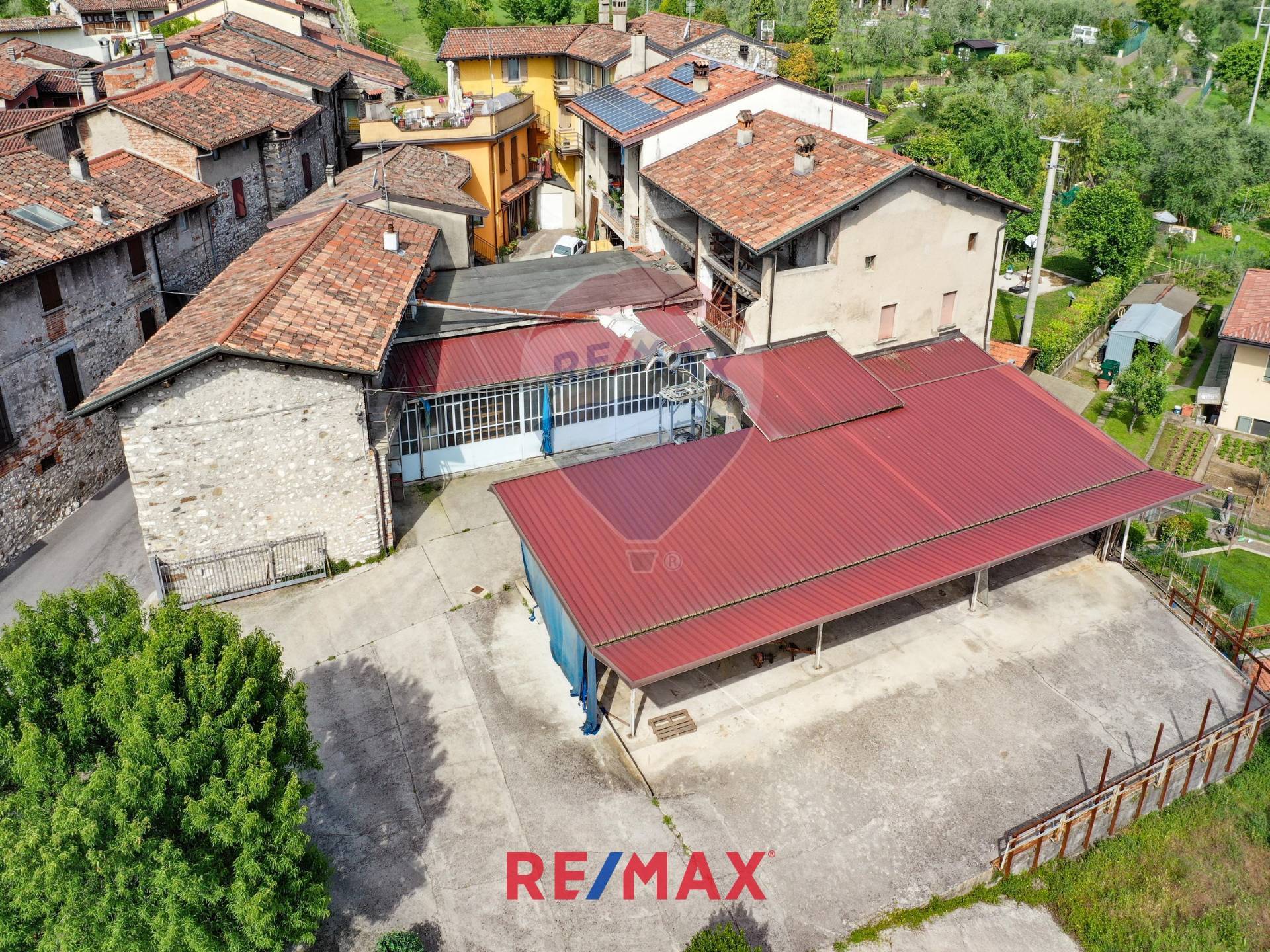 Rustico - Cascina ROÈ VOLCIANO vendita    RE/MAX Edilfin