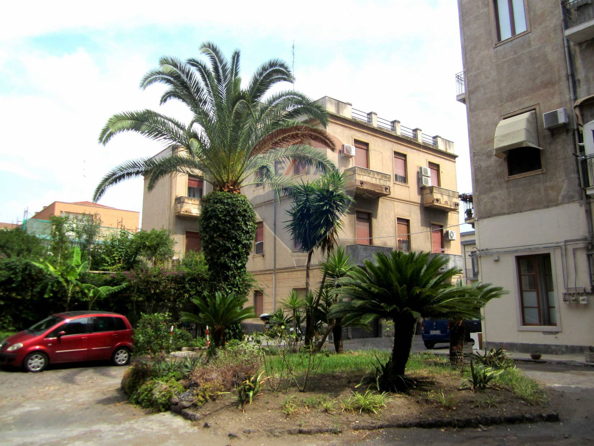 Appartamento CATANIA vendita  Viale M. Rapisardi - Lavaggi  RE/MAX Domus Nova