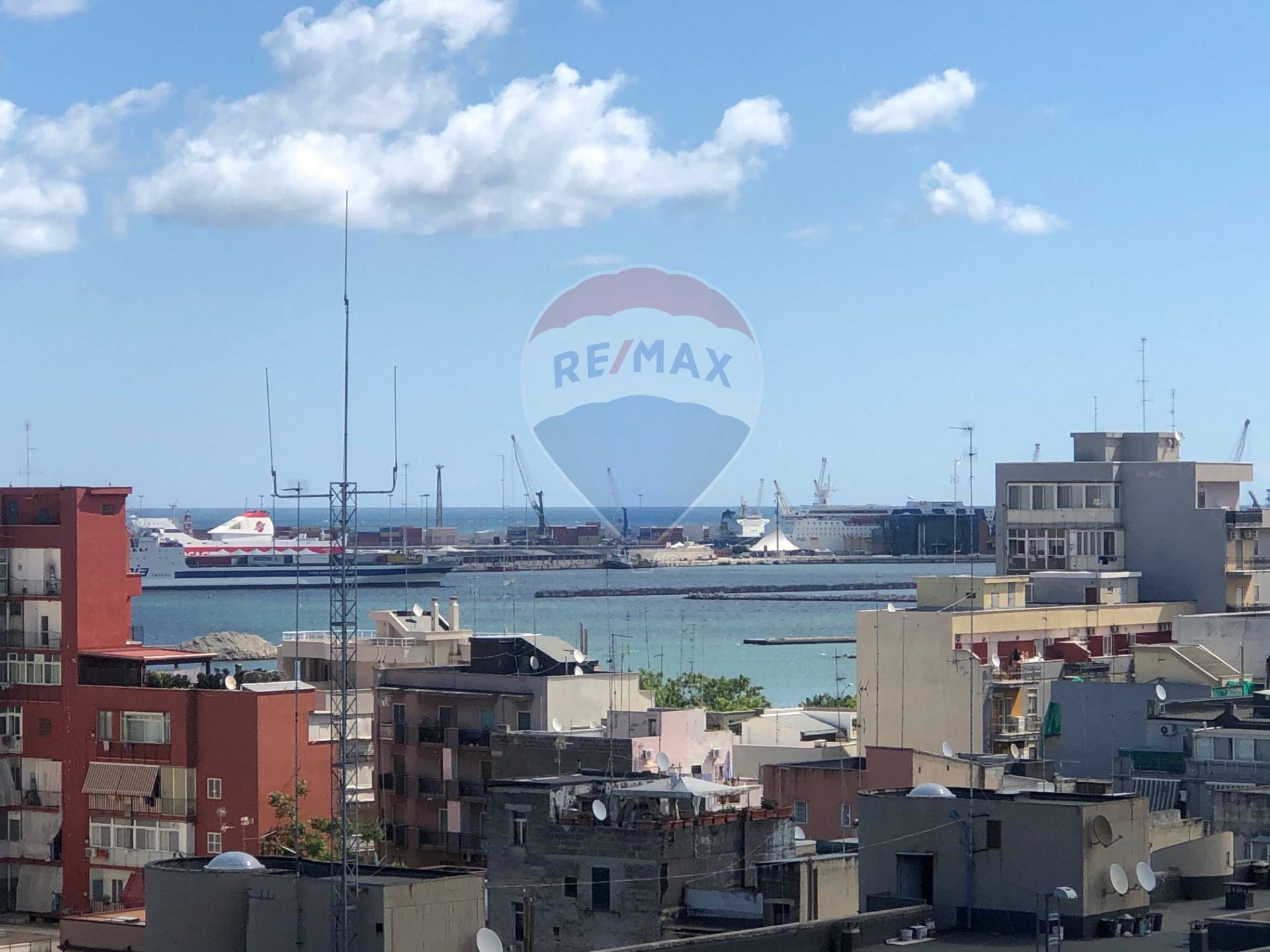  bari vendita quart: libert? re-max-acquachiara