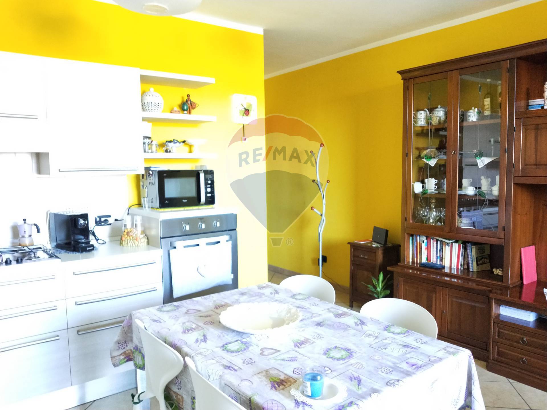 Appartamento OSSONA vendita    RE/MAX Nobile