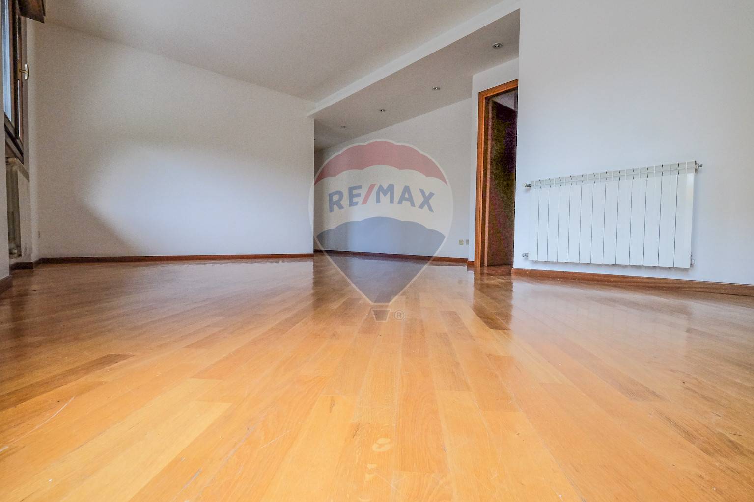  pontida vendita quart:  re/max expo