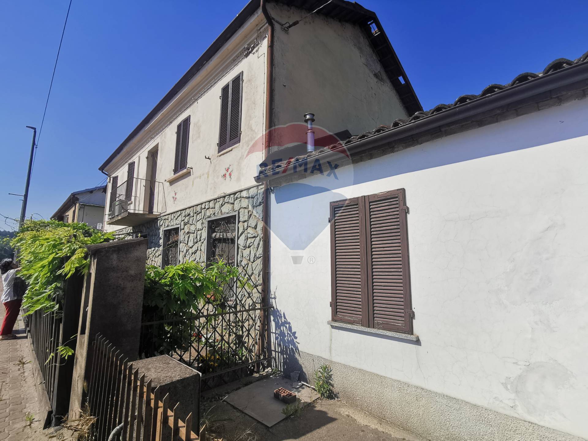  asti vendita quart: trincere re-max-unit