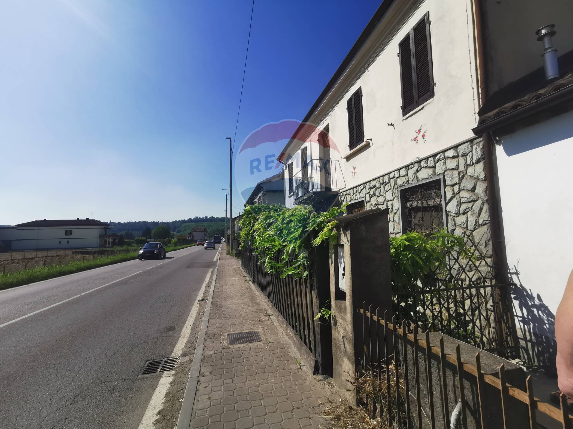 Villa Bifamiliare ASTI vendita  Trincere  RE/MAX Unit