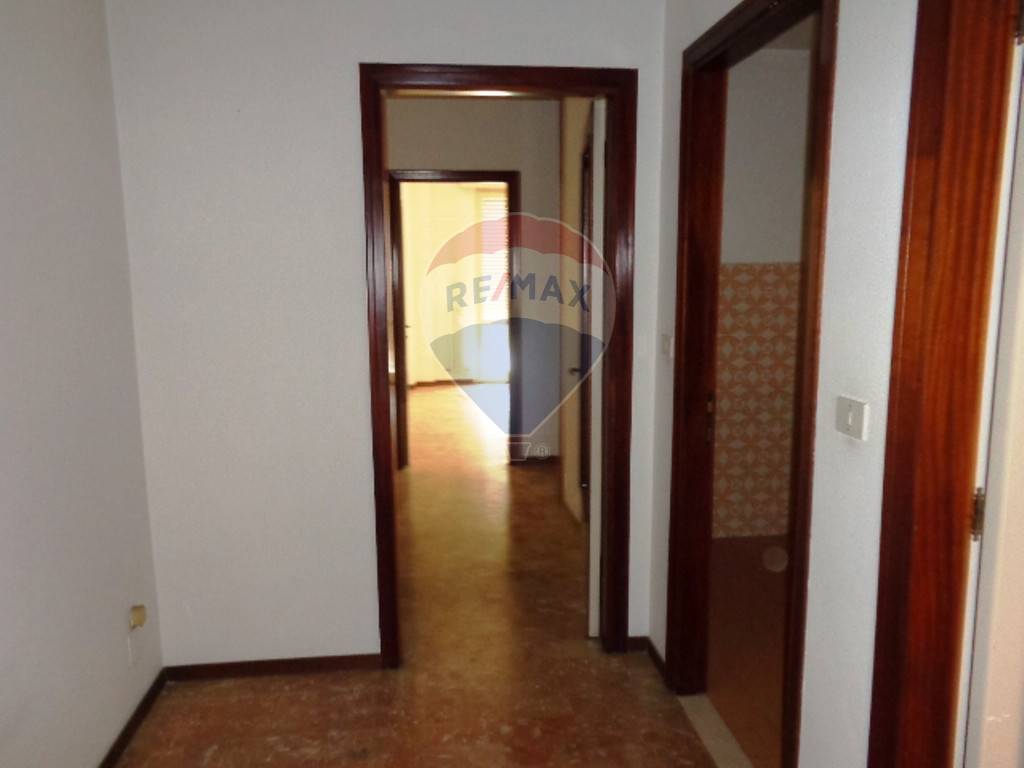 Appartamento FALCONARA MARITTIMA vendita  Centro  RE/MAX Centro Casa