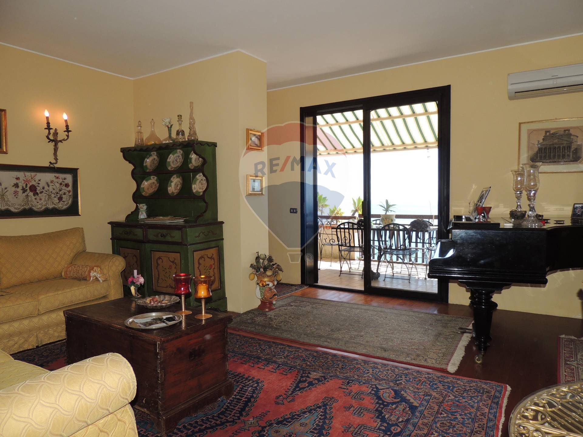 Appartamento TAORMINA vendita    RE/MAX Estates