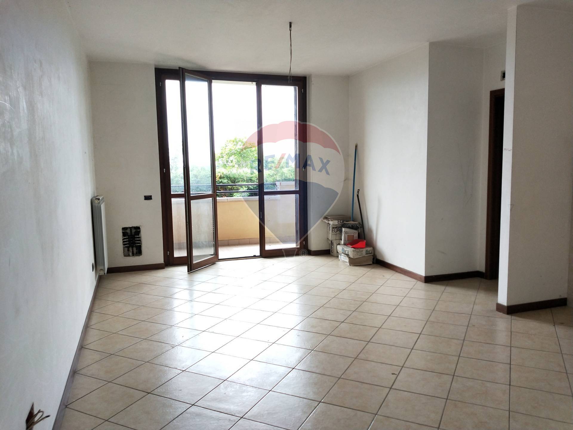 Appartamento OSSONA vendita    RE/MAX Nobile