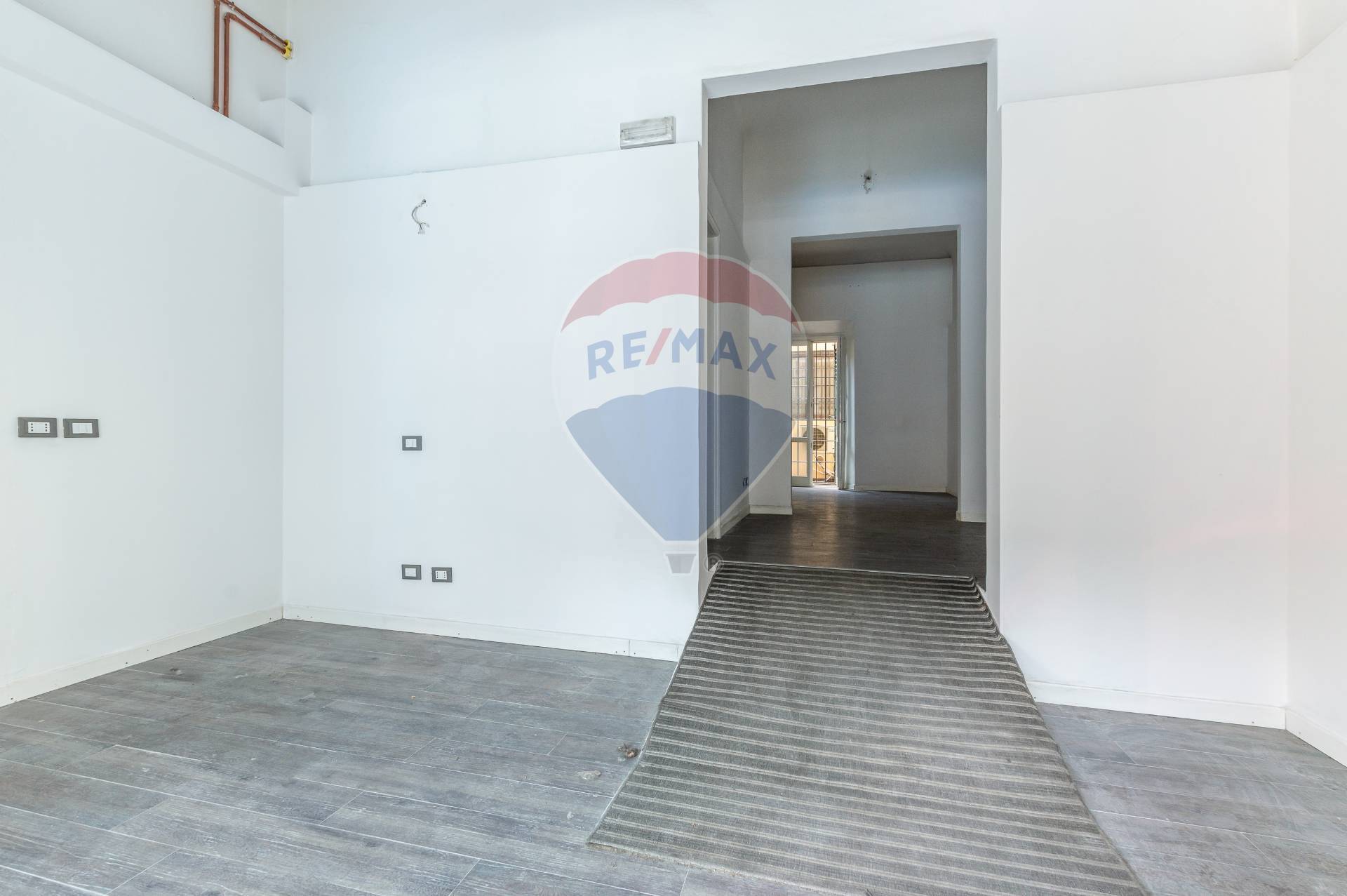 Negozio - Loc.Com. FIRENZE vendita  Rifredi  RE/MAX Medicea 2