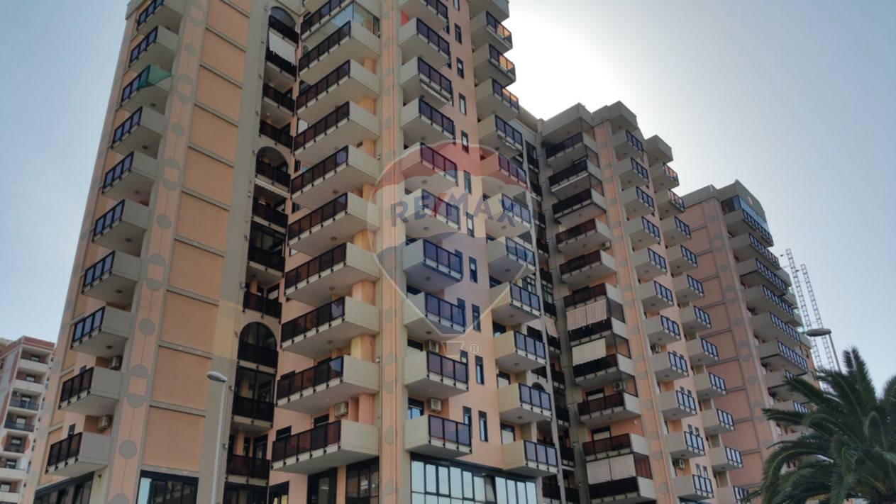 Ufficio - Loc.Com. BARI vendita  Poggiofranco  RE/MAX Acquachiara