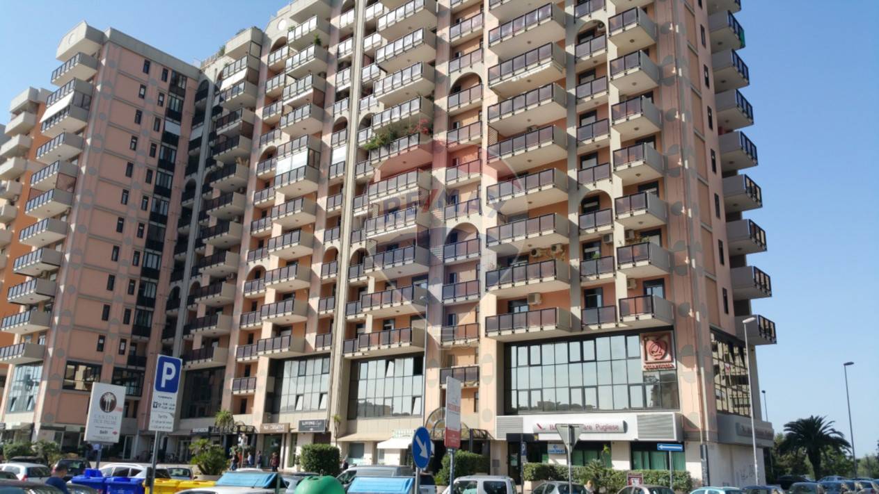  bari vendita quart: poggiofranco re-max-acquachiara