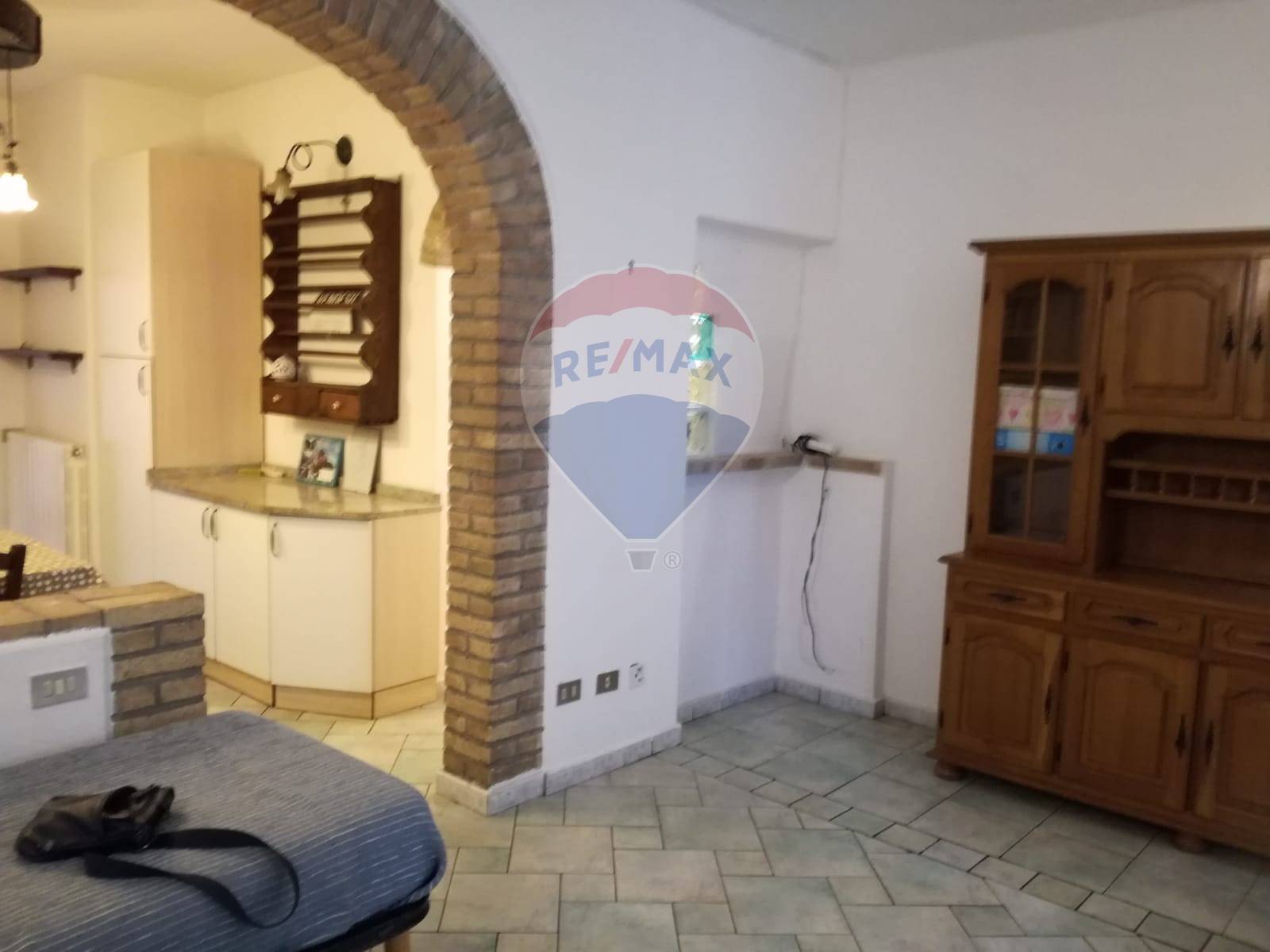 Appartamento CECINA vendita    RE/MAX Premiere