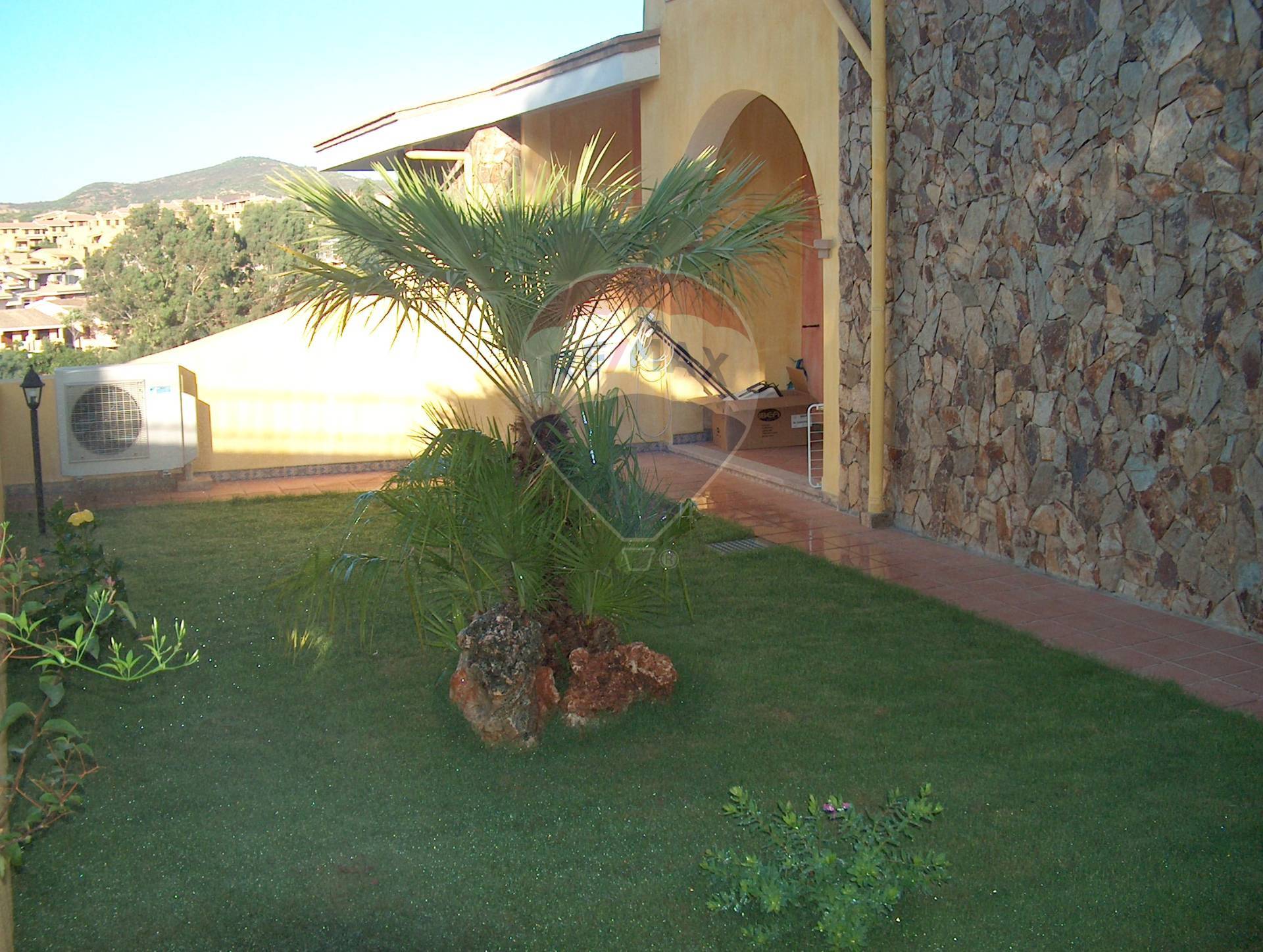 Villa Bifamiliare ITALIA vendita    RE/MAX Incontro