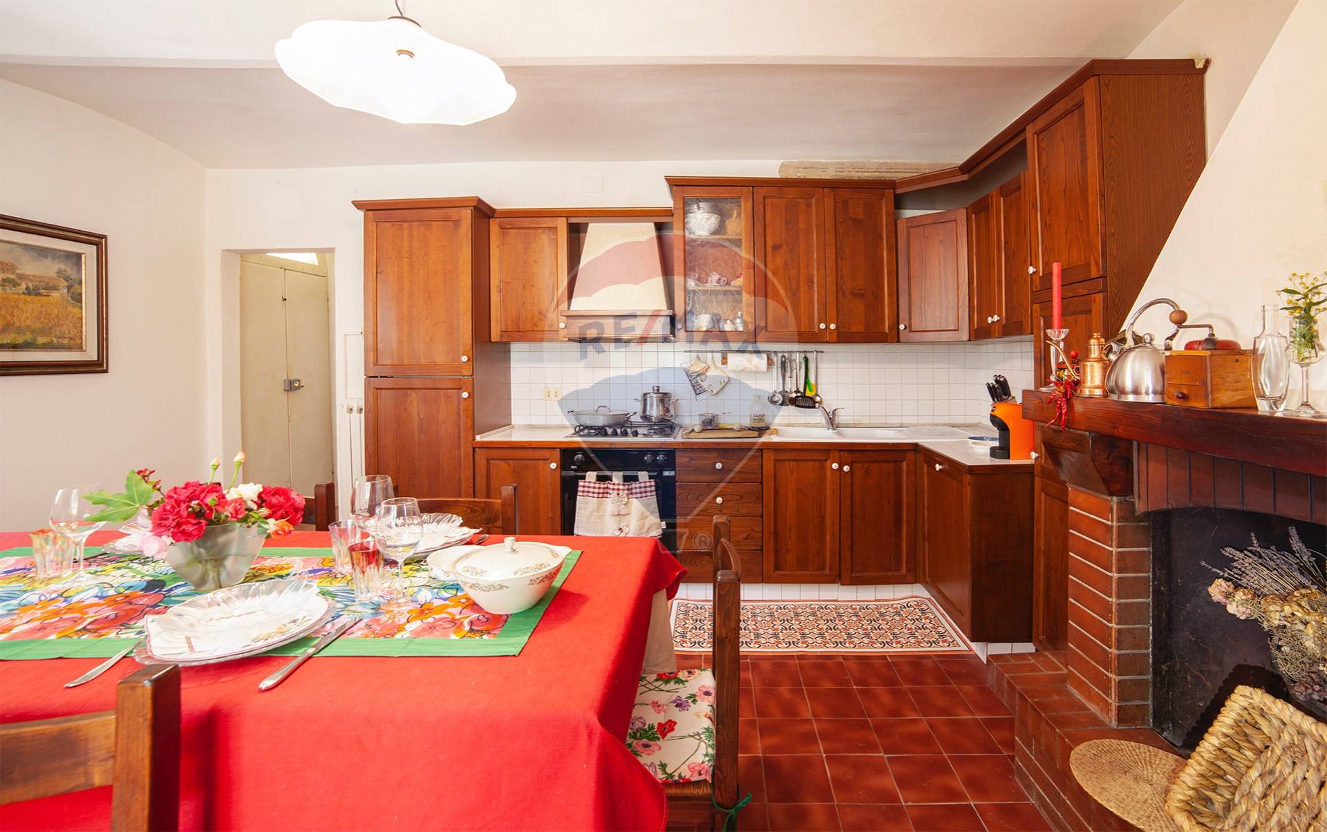 Villa Unifamiliare - Indipendente MONTEPULCIANO vendita  Abbadia  RE/MAX Silver 3