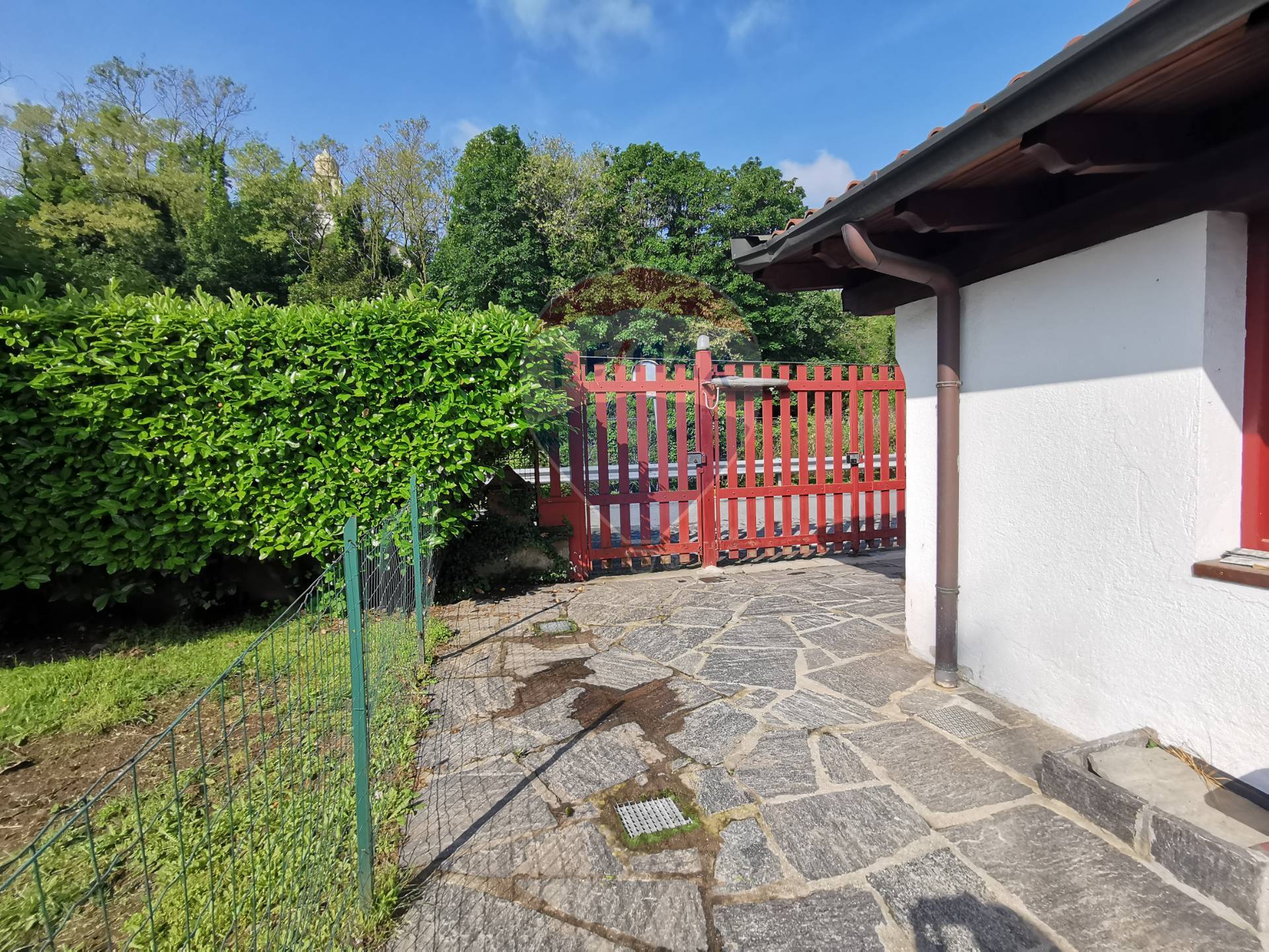 Villa DORMELLETTO vendita    RE/MAX Unit