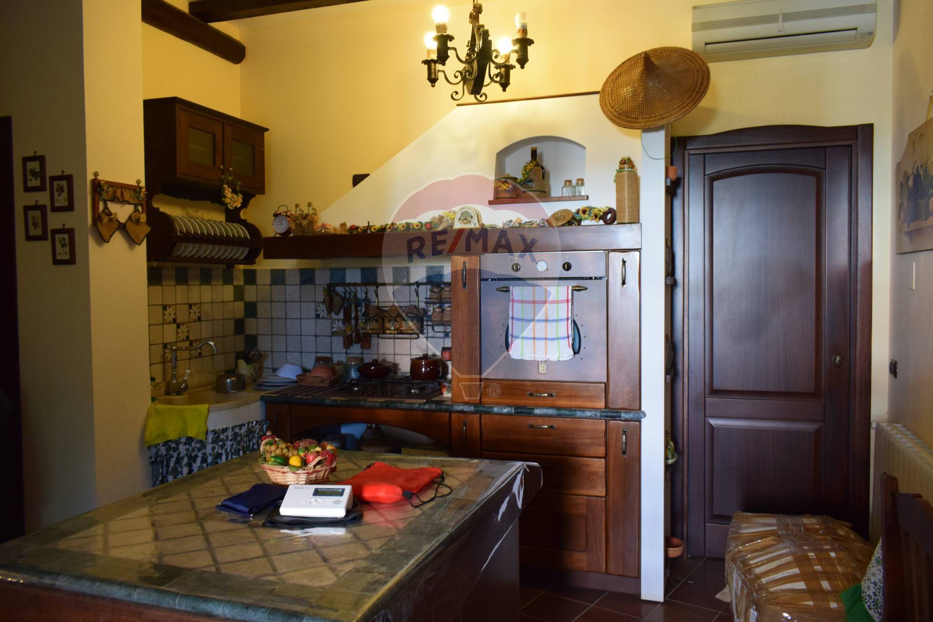 Villa SIRACUSA vendita    RE/MAX White House