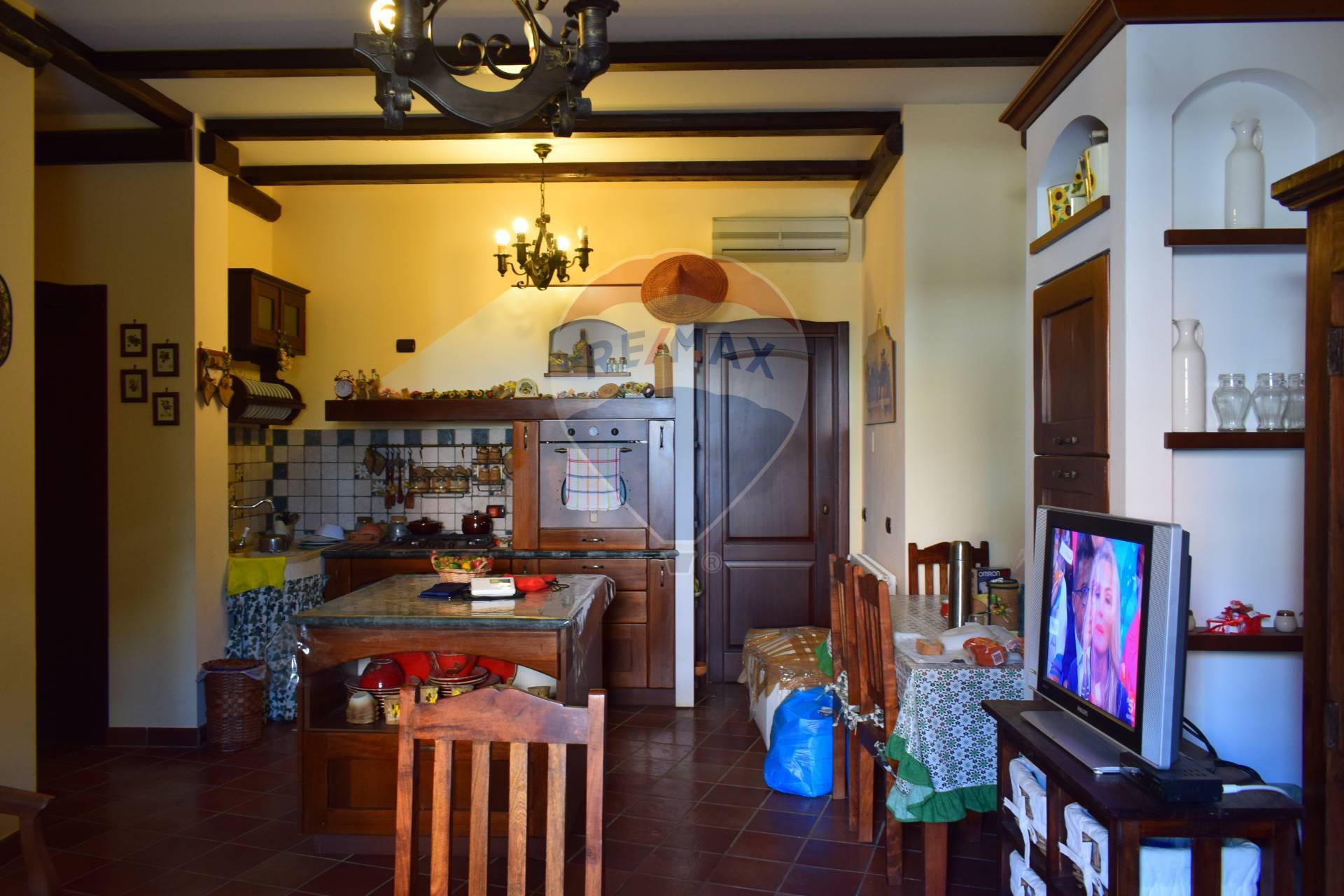 Villa SIRACUSA vendita    RE/MAX White House