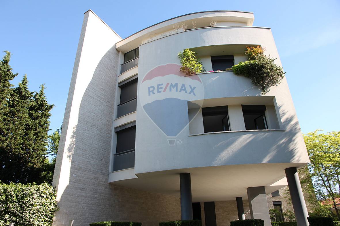 Appartamento FINO MORNASCO vendita    RE/MAX Essenza