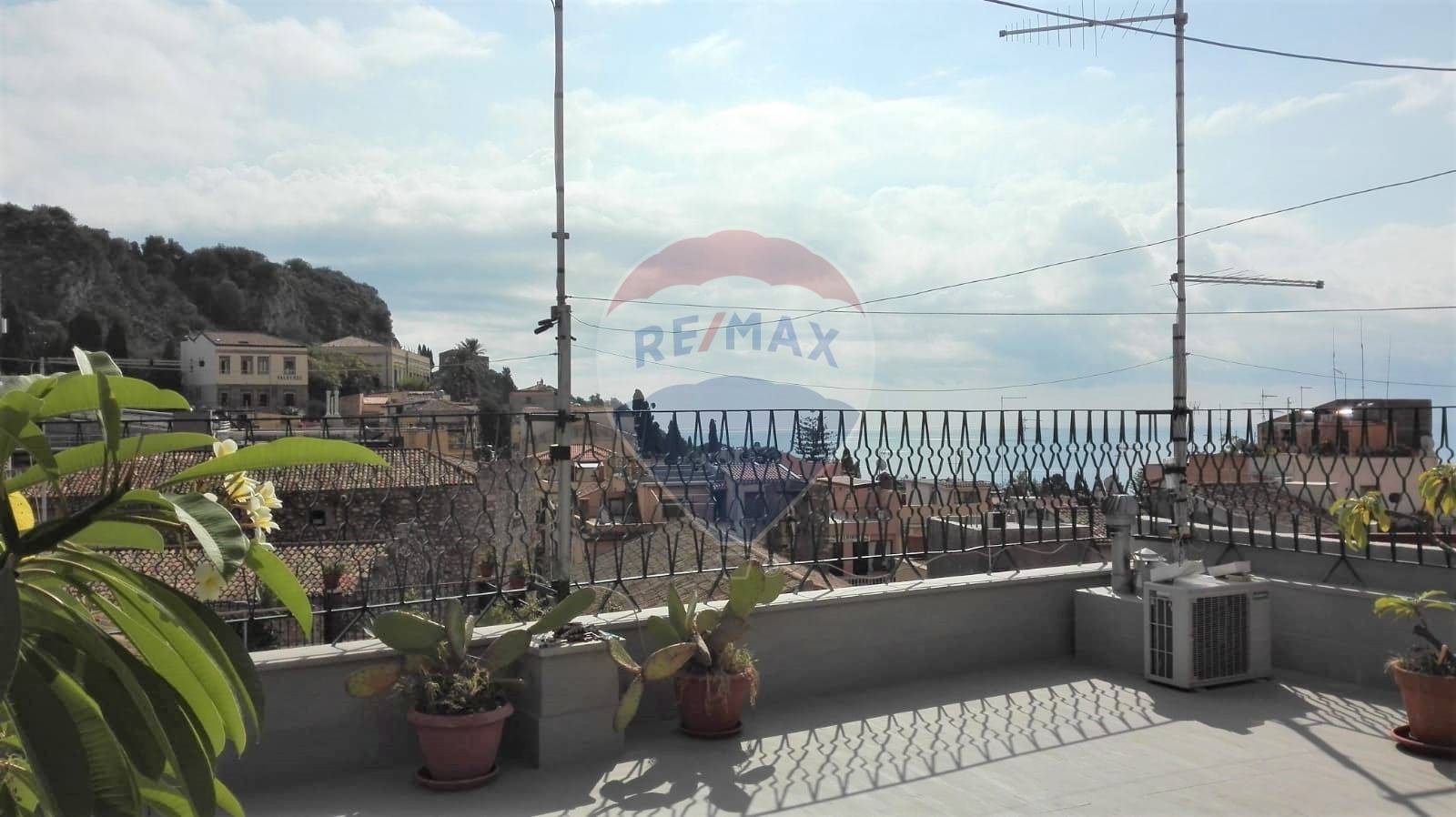  taormina vendita quart: centro re-max-crea-casa