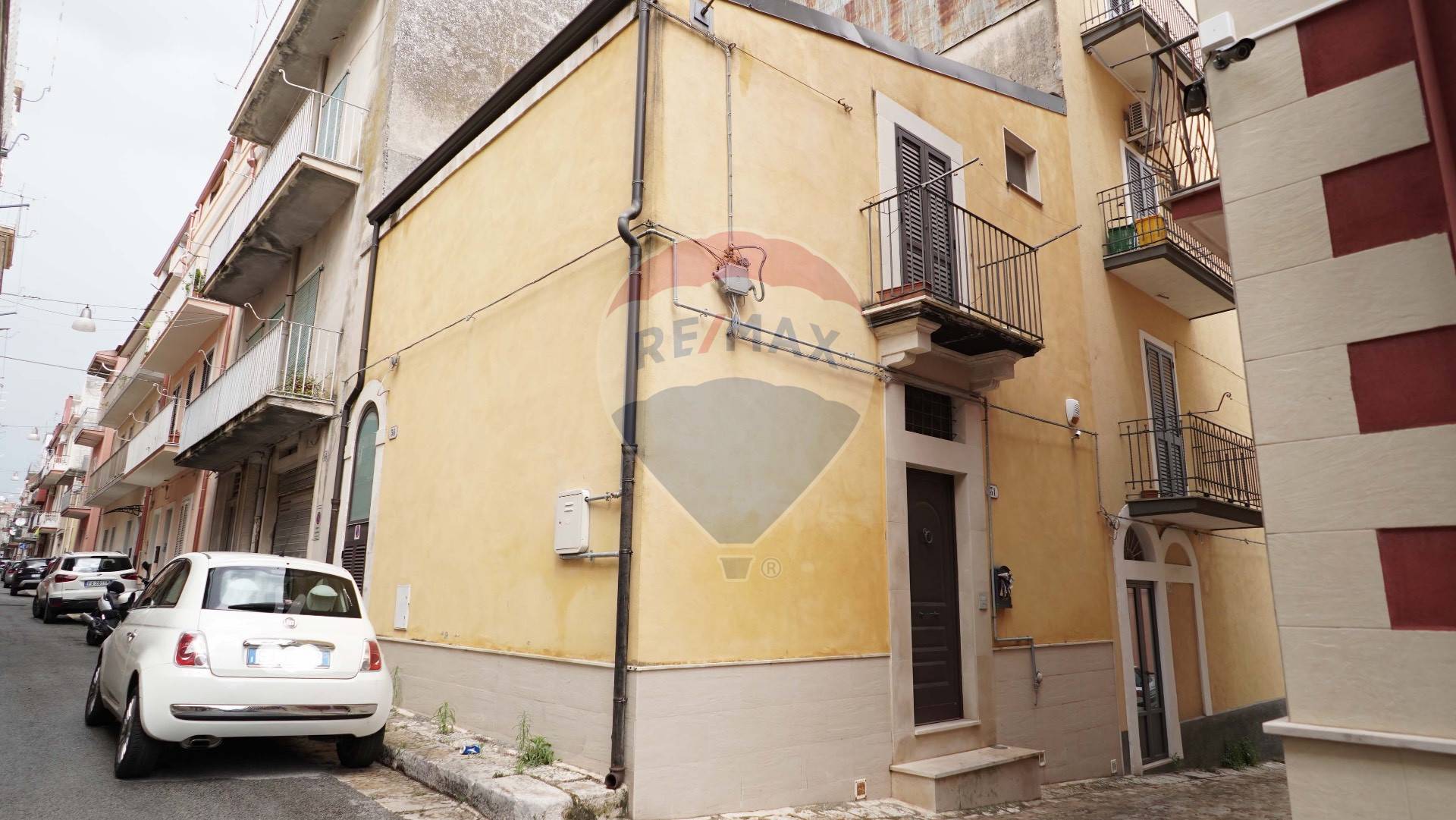  ragusa vendita quart: centro re/max prima classe
