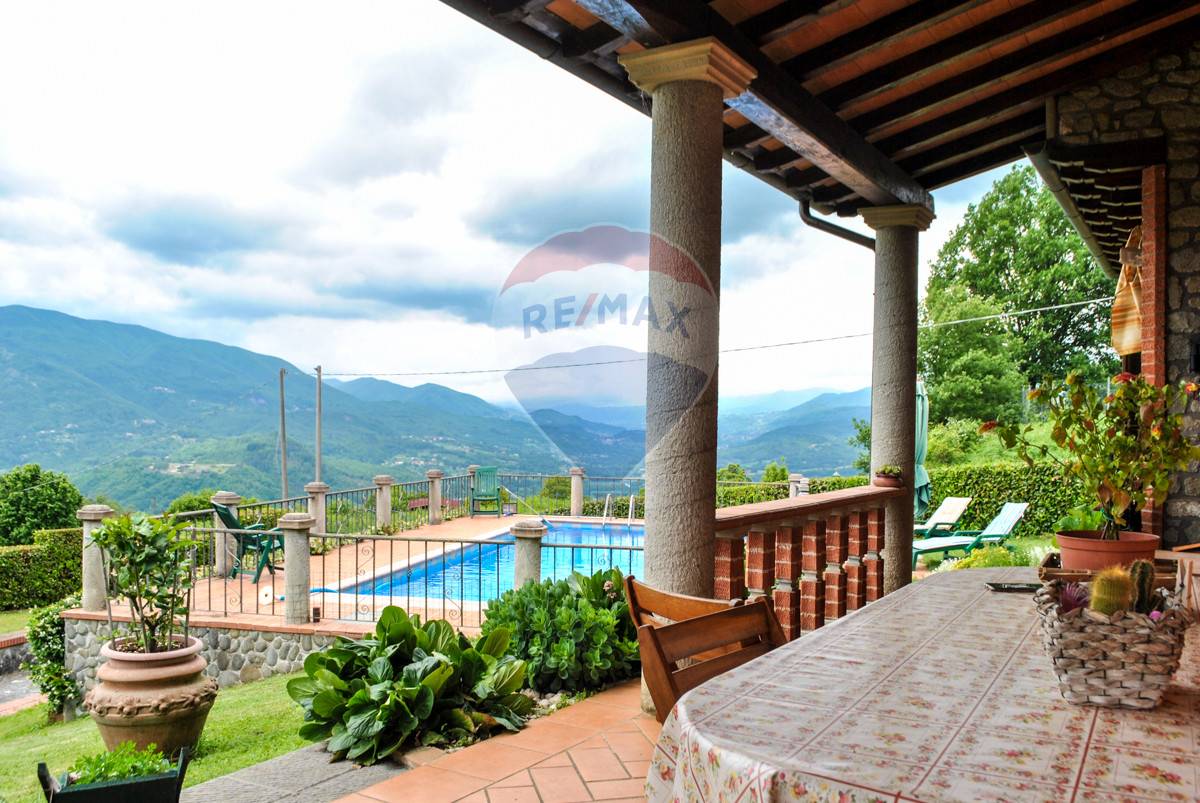 Villa CASTELNUOVO DI GARFAGNANA vendita  Palleroso  RE/MAX Domus Consulting