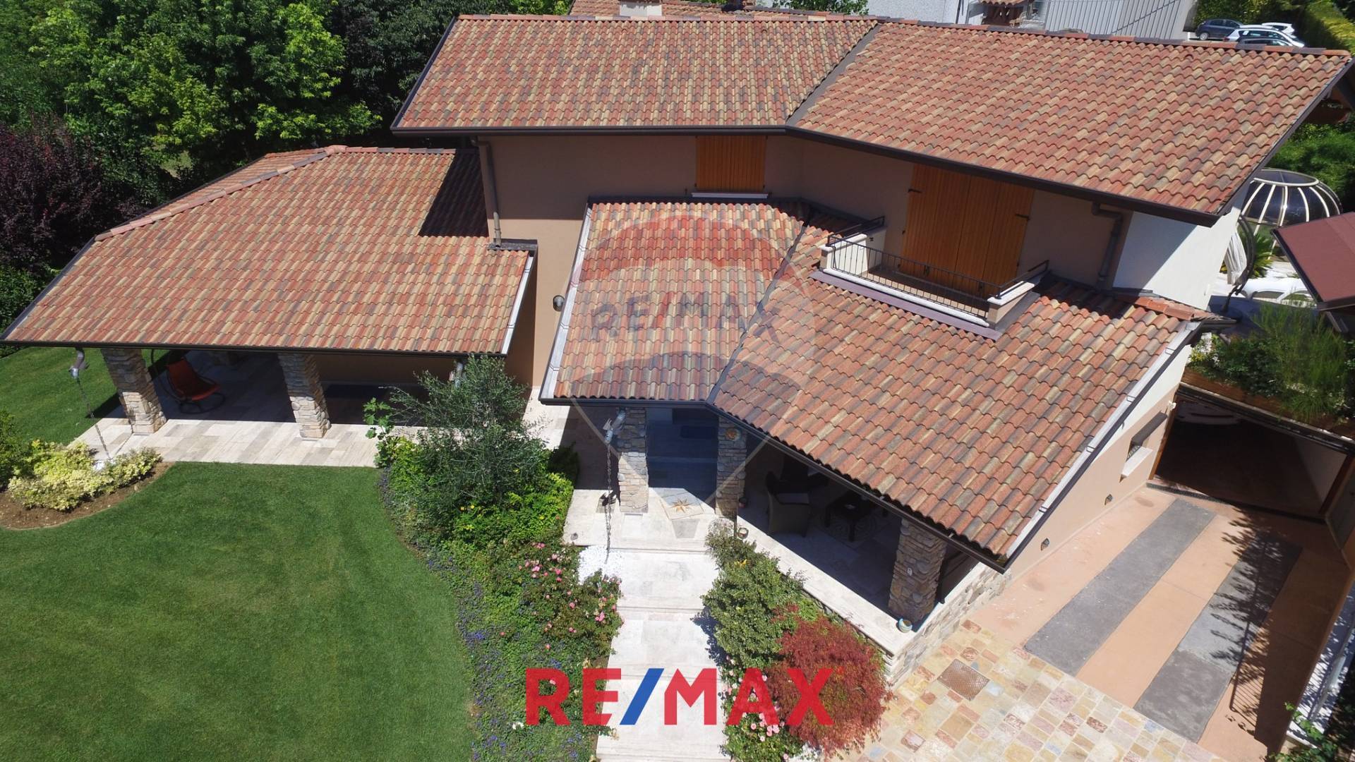 Villa LONATO DEL GARDA vendita    RE/MAX Edilfin