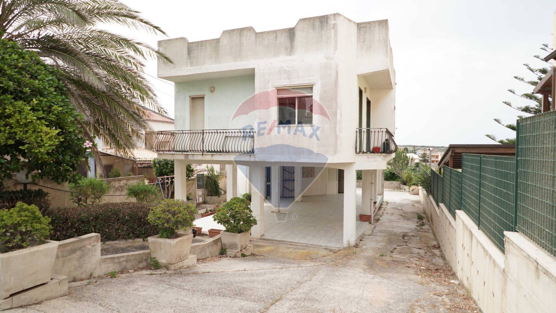 Villa VITTORIA vendita  Scoglitti  RE/MAX Prima Classe