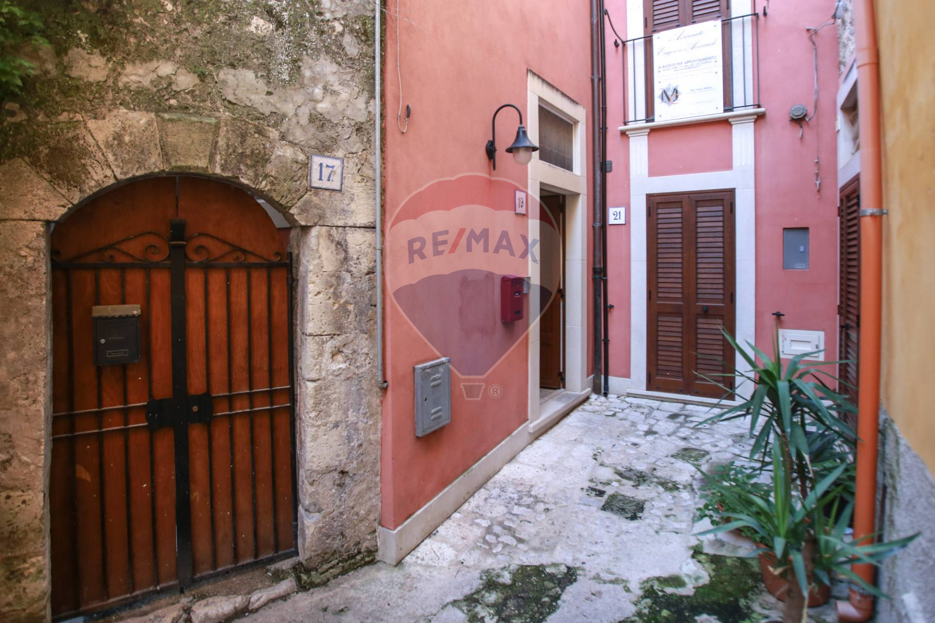  modica vendita quart: centro storico re/max prima classe