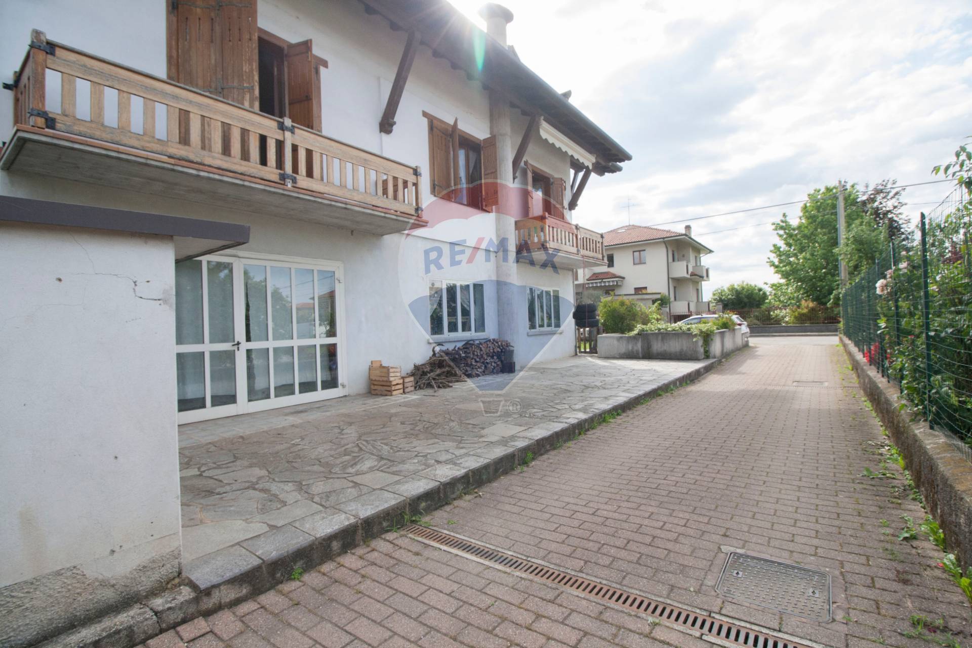 Villa Unifamiliare - Indipendente ARCORE vendita    RE/MAX Futura Immobiliare