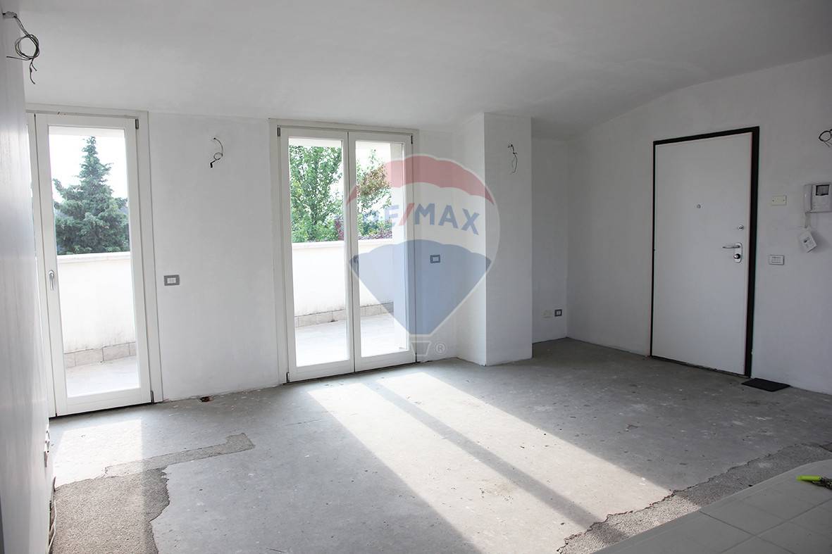 Appartamento FINO MORNASCO vendita    RE/MAX Essenza