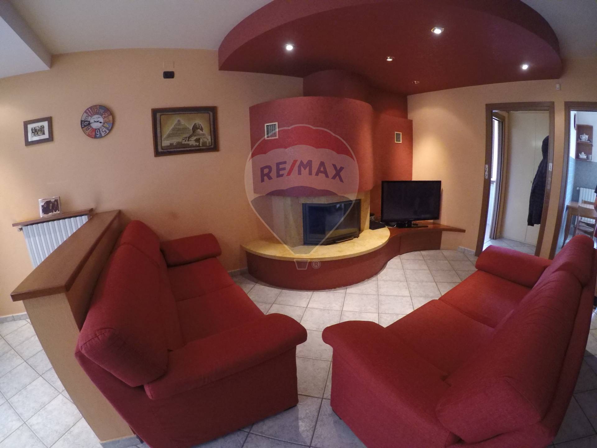  roè-volciano vendita quart:  re-max-edilfin