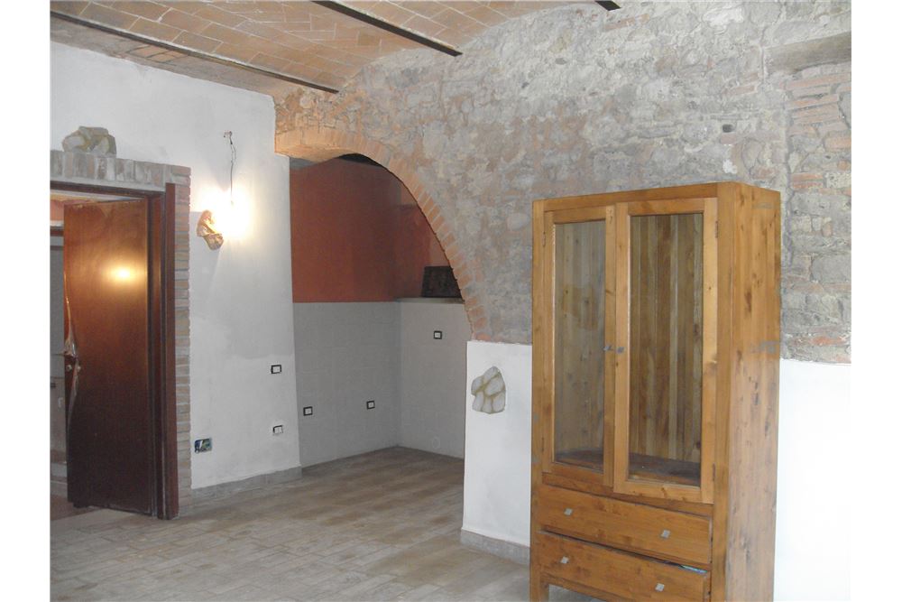 Appartamento CASALE MARITTIMO vendita    RE/MAX Premiere