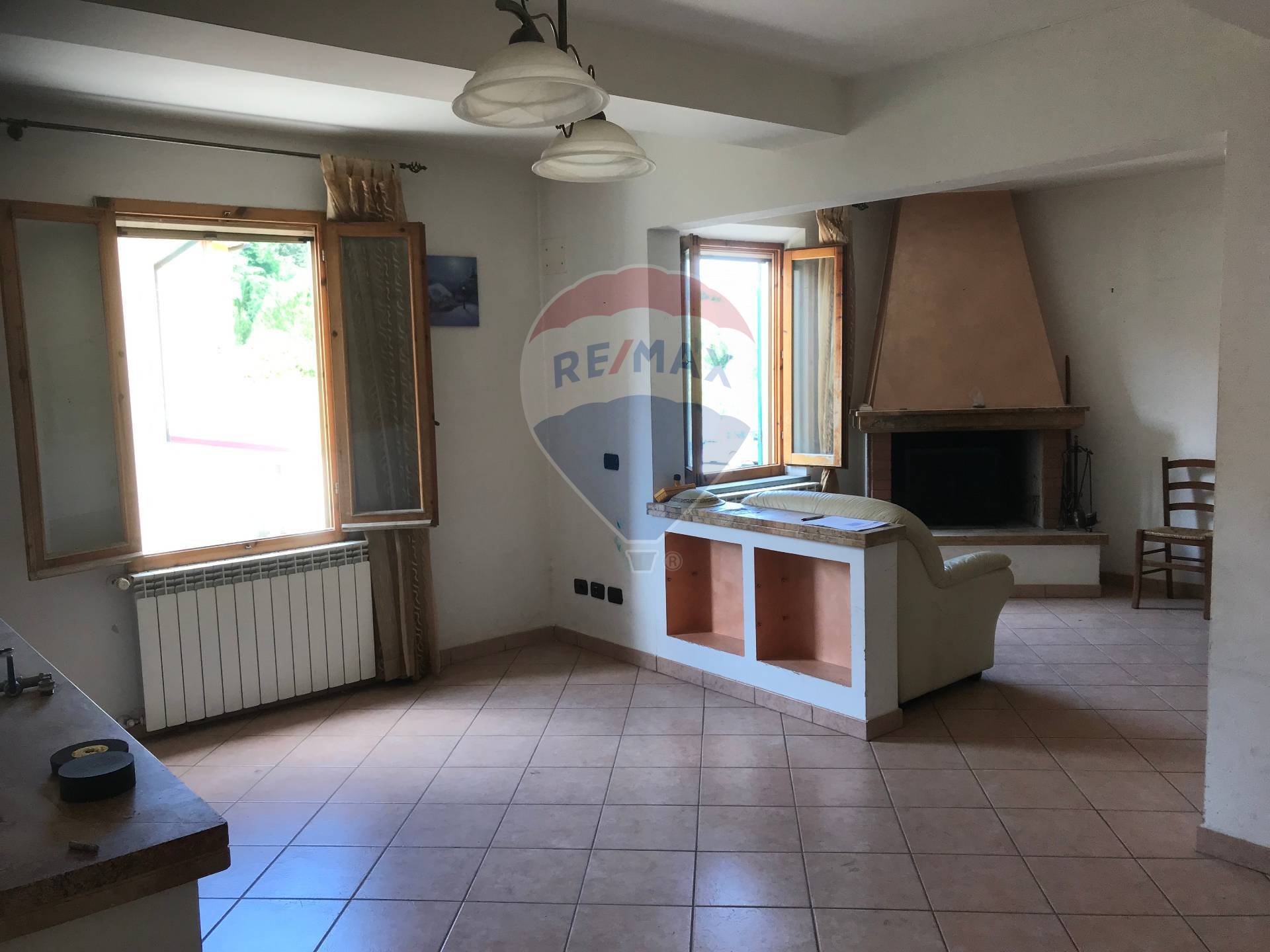  castelfiorentino vendita quart: cambiano re/max ideale