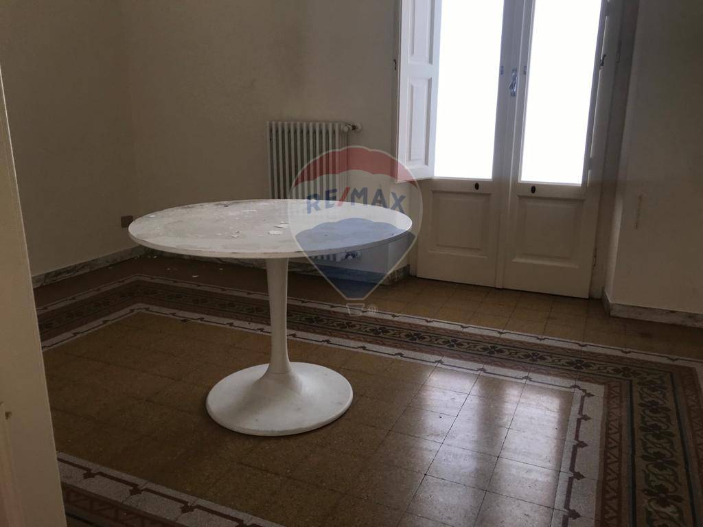 Appartamento BARI affitto  Murat  RE/MAX Acquachiara