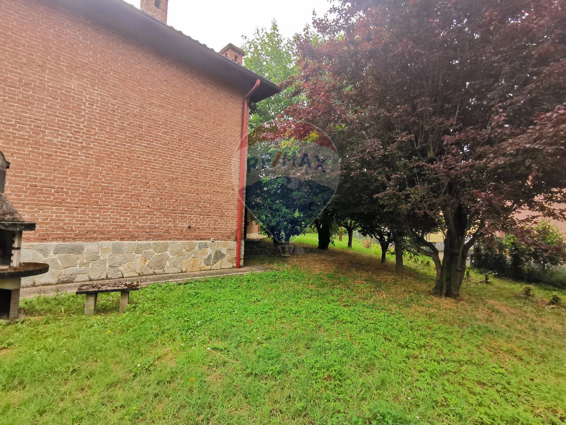 Villa POZZOLO FORMIGARO vendita    RE/MAX Unit