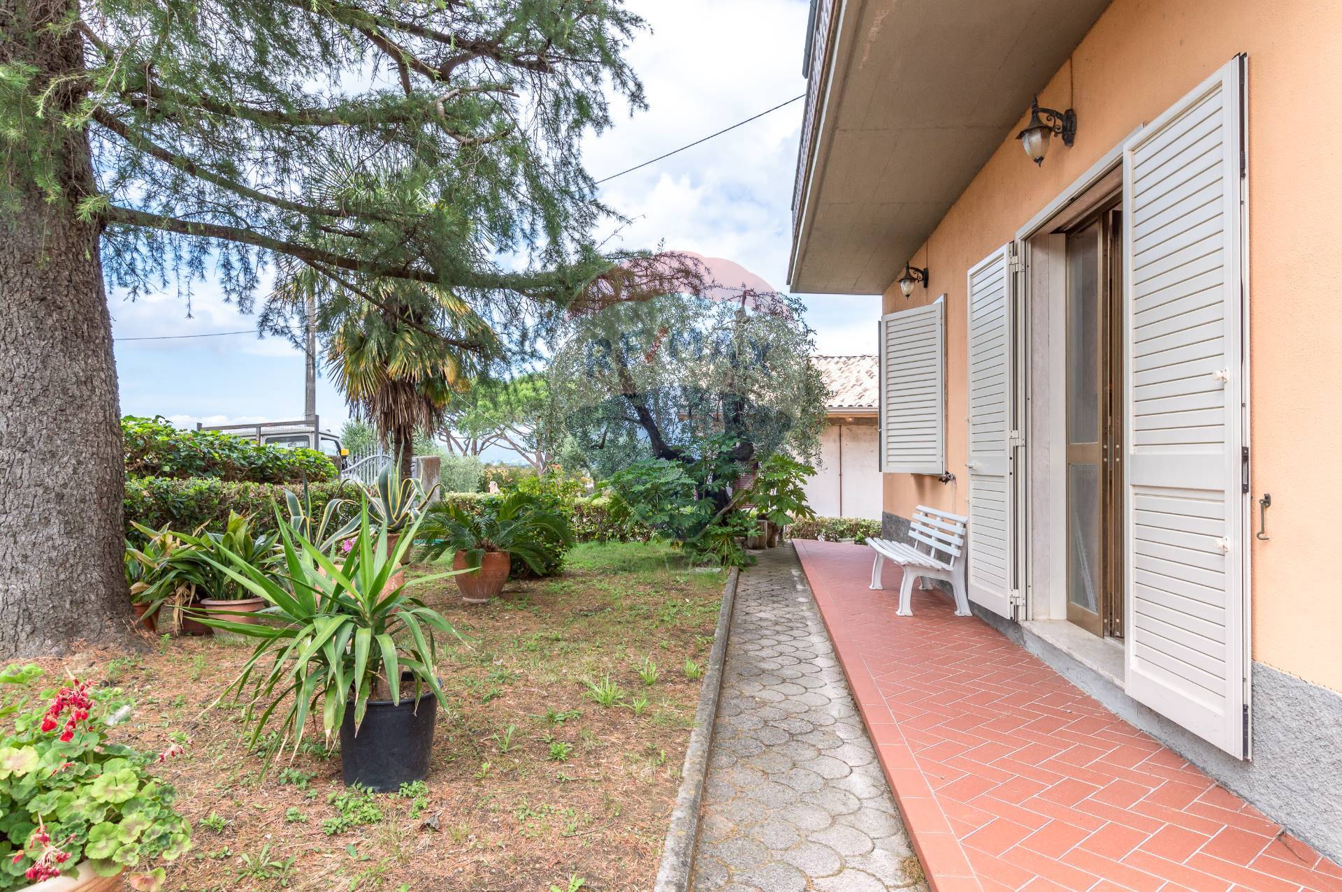 Villa SANTA MARIA A MONTE vendita  Falorni  RE/MAX Medicea 2