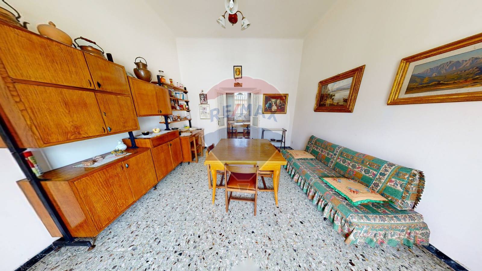 Villa Unifamiliare - Indipendente PIETRASANTA vendita  Ponterosso  RE/MAX Quality House