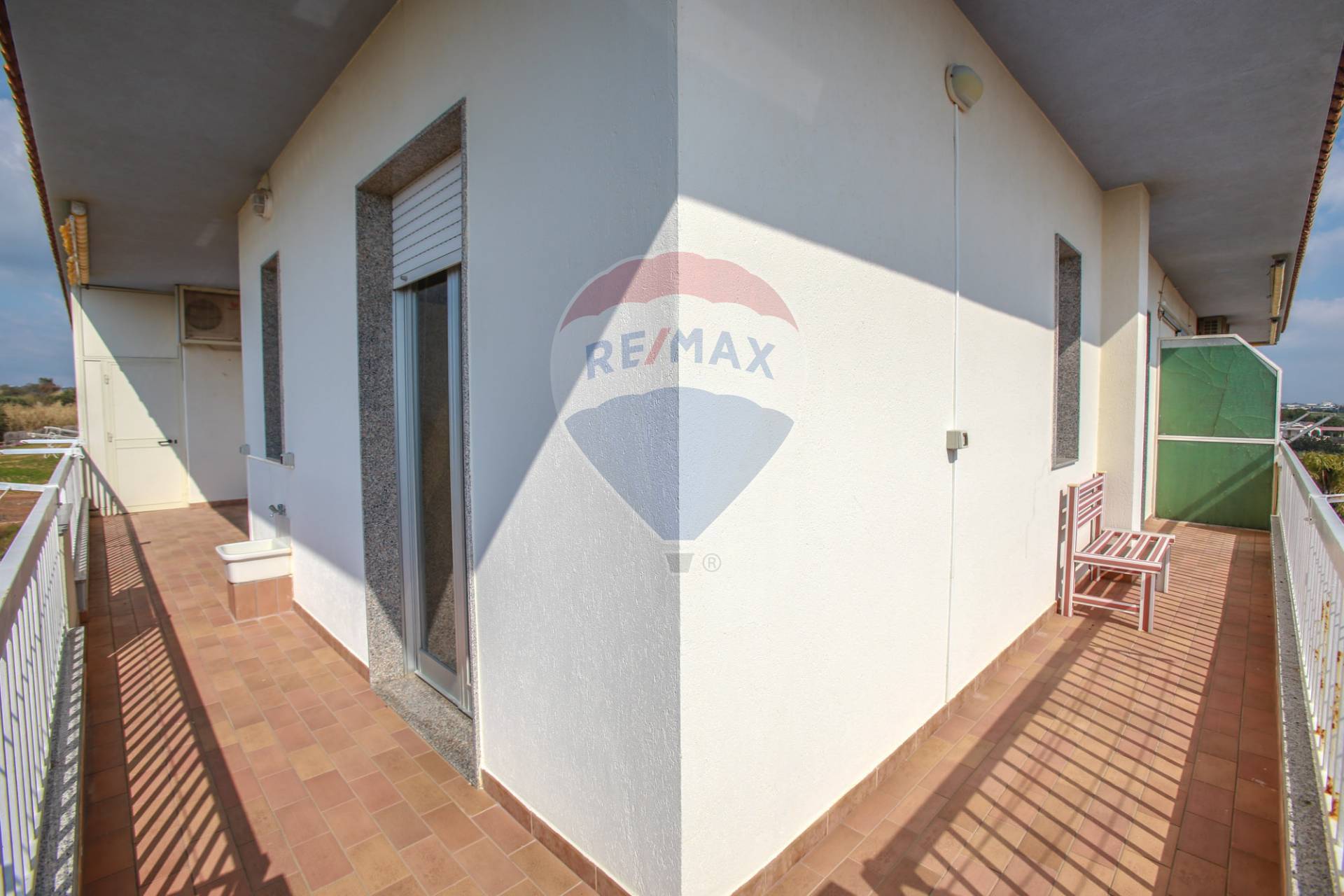  modica vendita quart: marina di modica re-max-prima-classe