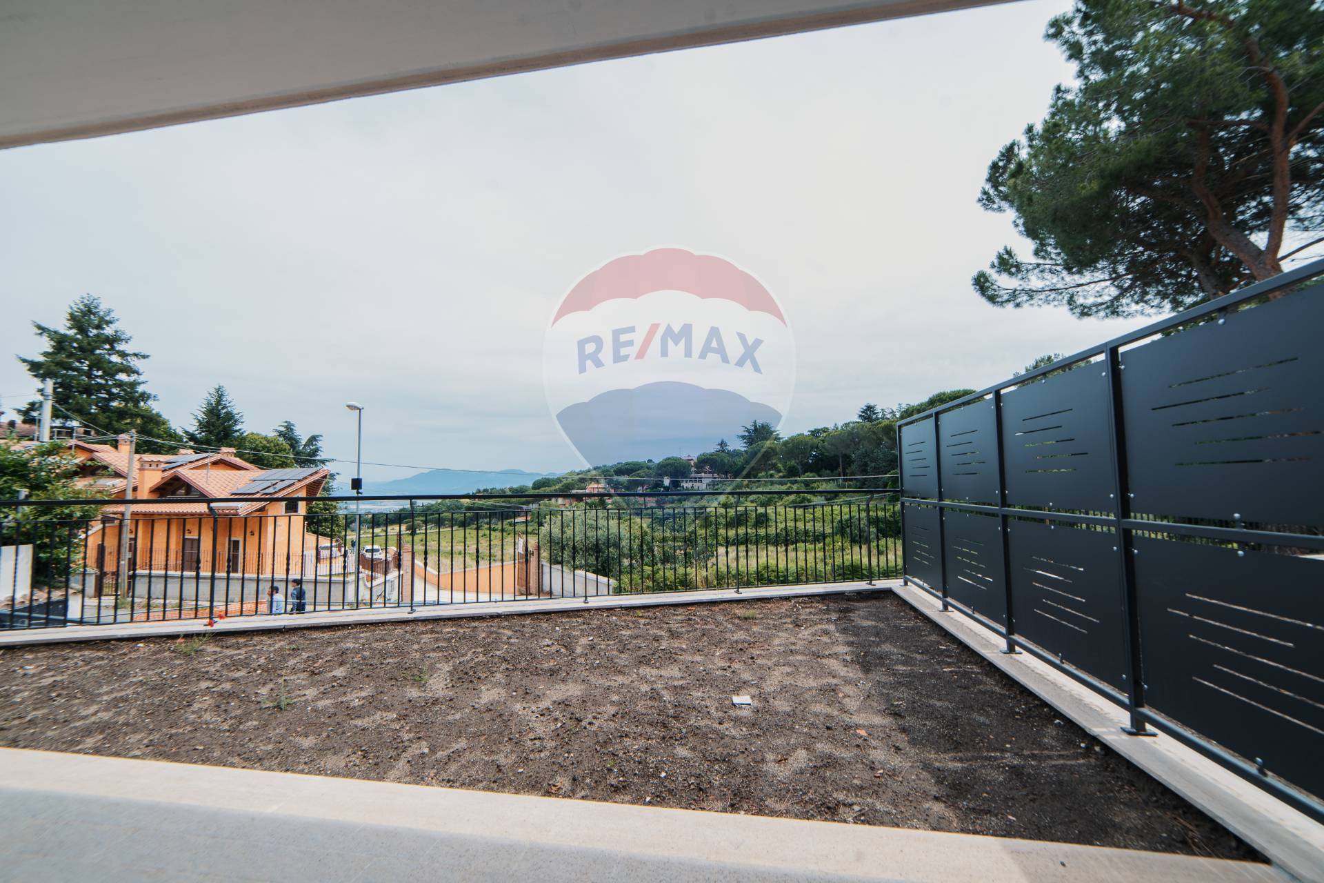 Appartamento MONTE PORZIO CATONE vendita    RE/MAX Confidence