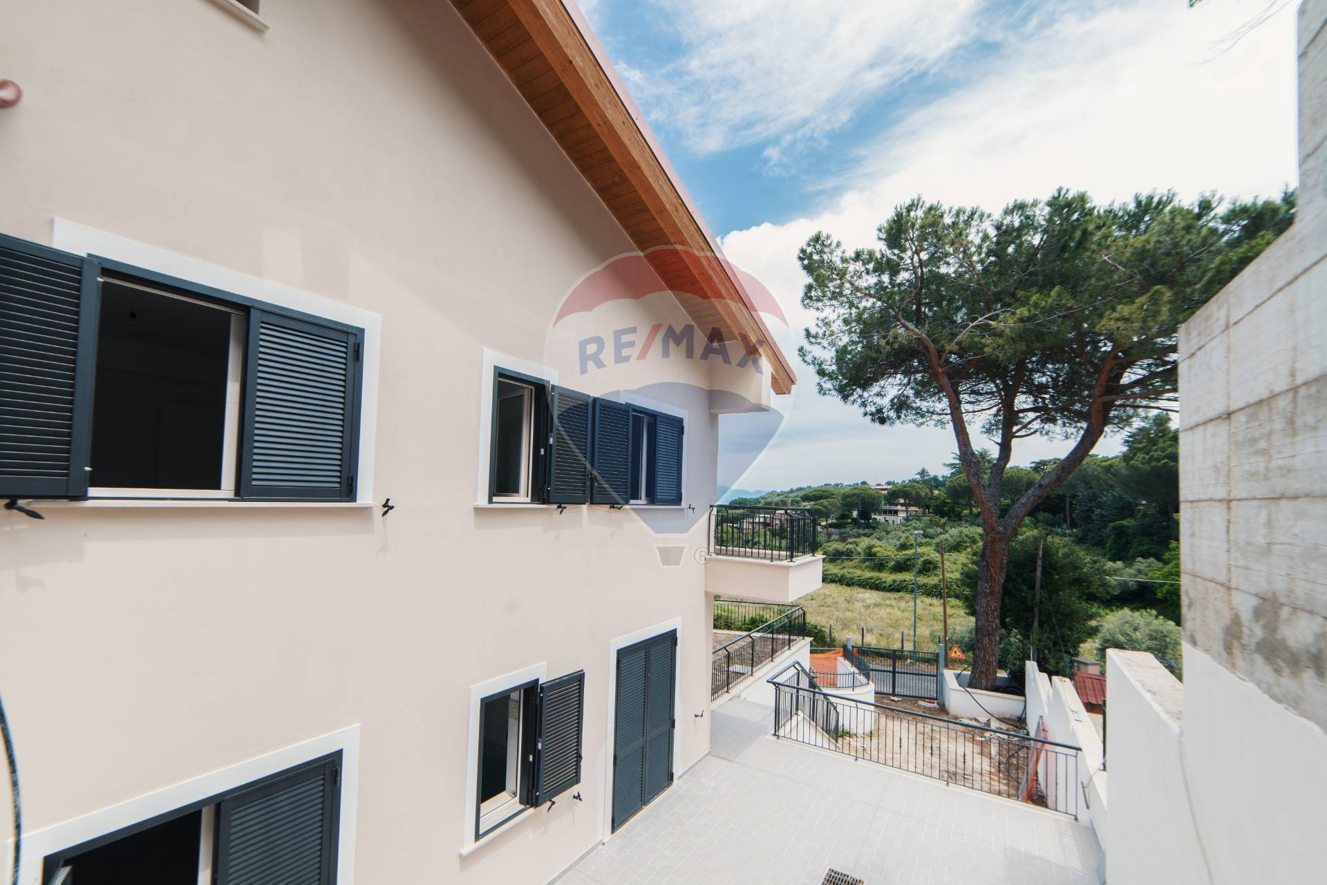 Appartamento MONTE PORZIO CATONE vendita    RE/MAX Confidence