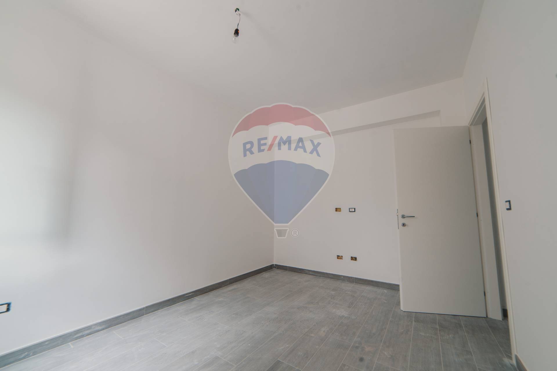 Appartamento MONTE PORZIO CATONE vendita    RE/MAX Confidence