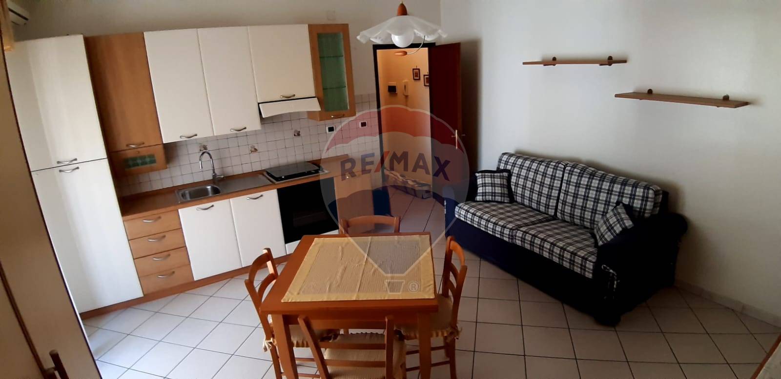  giardini-naxos vendita quart:  re/max crea casa