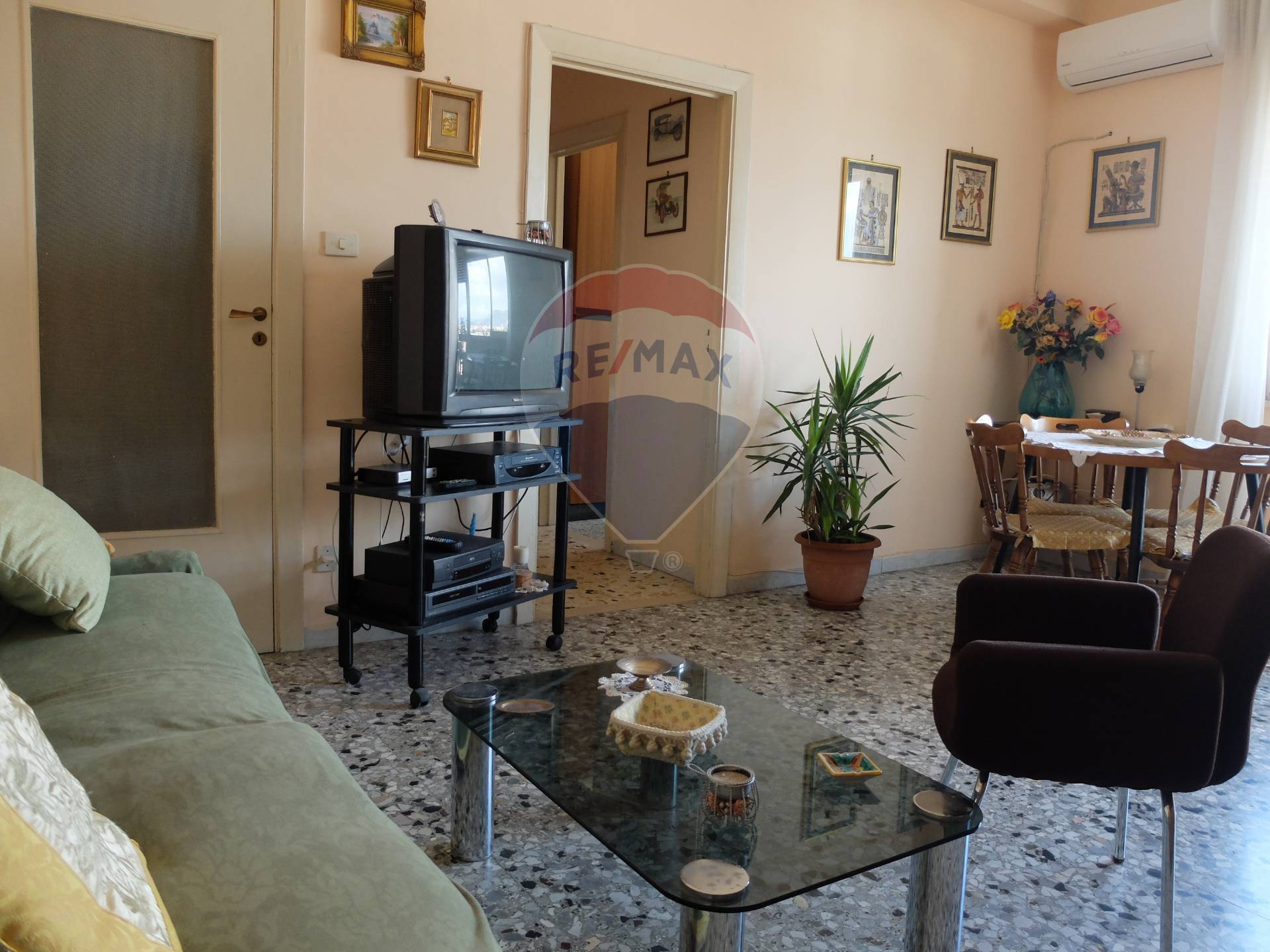 Appartamento CASERTA vendita    RE/MAX Divina