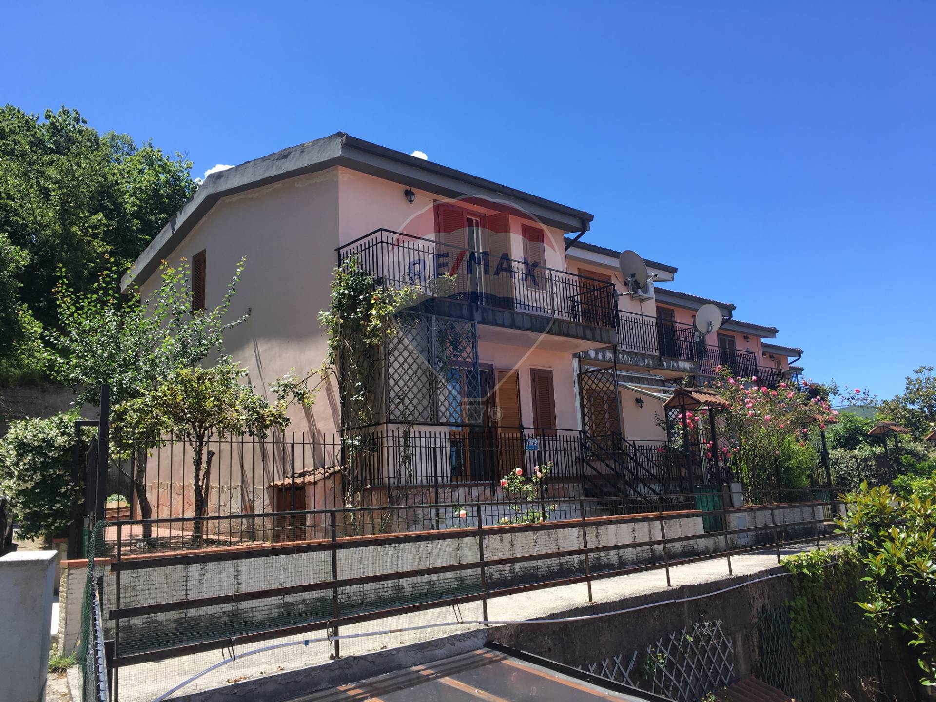 villa galluccio vendita  san clemente re/max divina