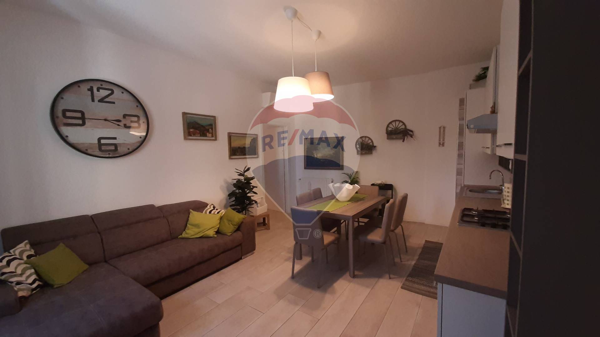 Appartamento MANERBA DEL GARDA vendita  Montinelle  RE/MAX Edilfin